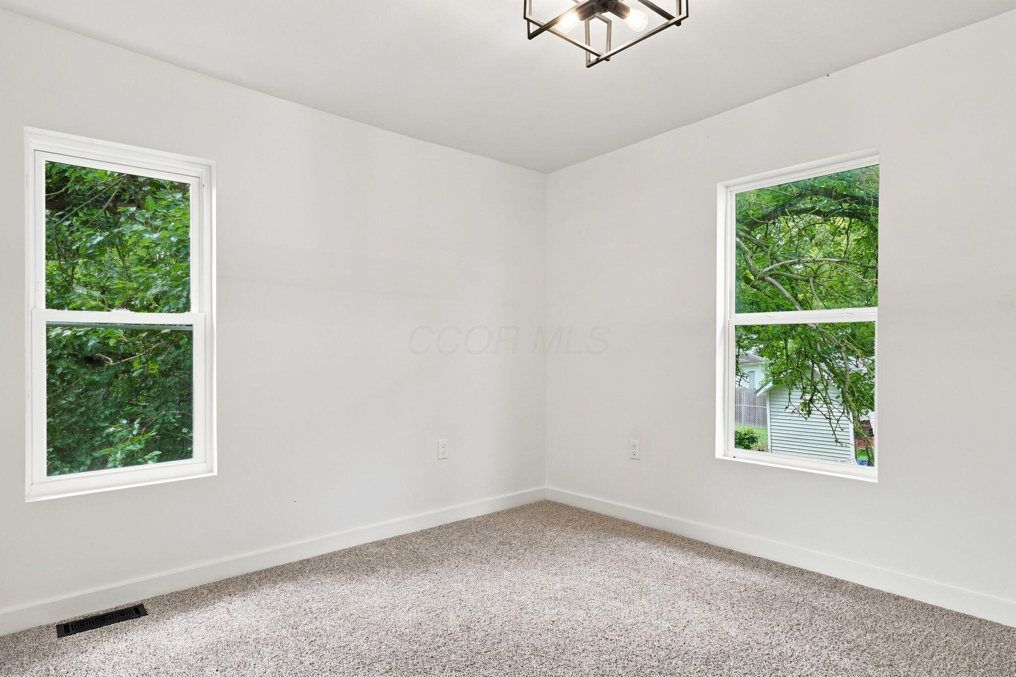 121 New Street Property Photo 10