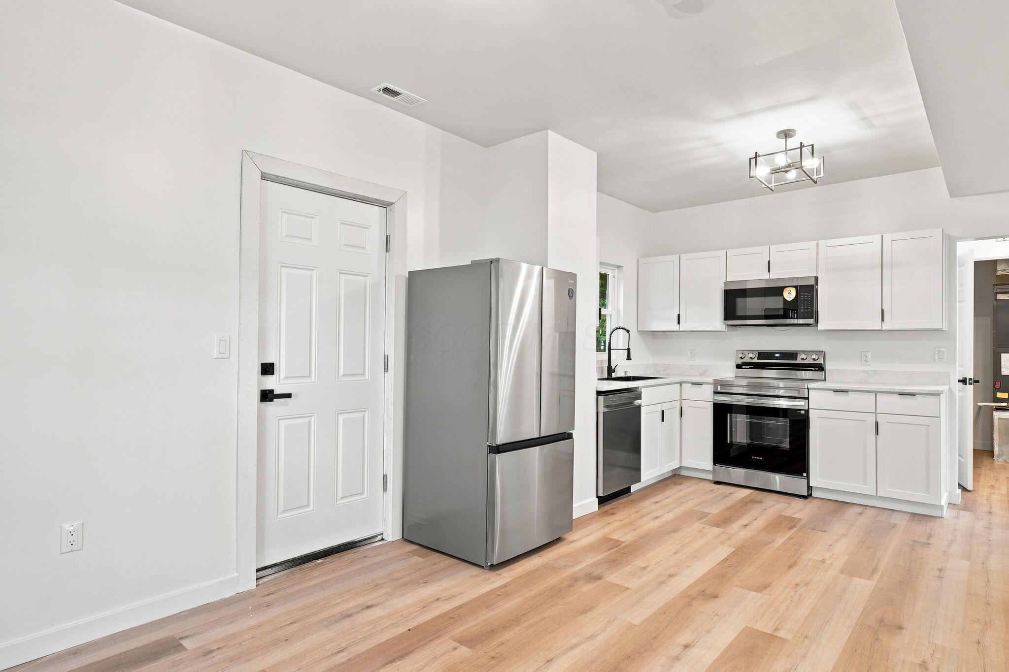 121 New Street Property Photo 23