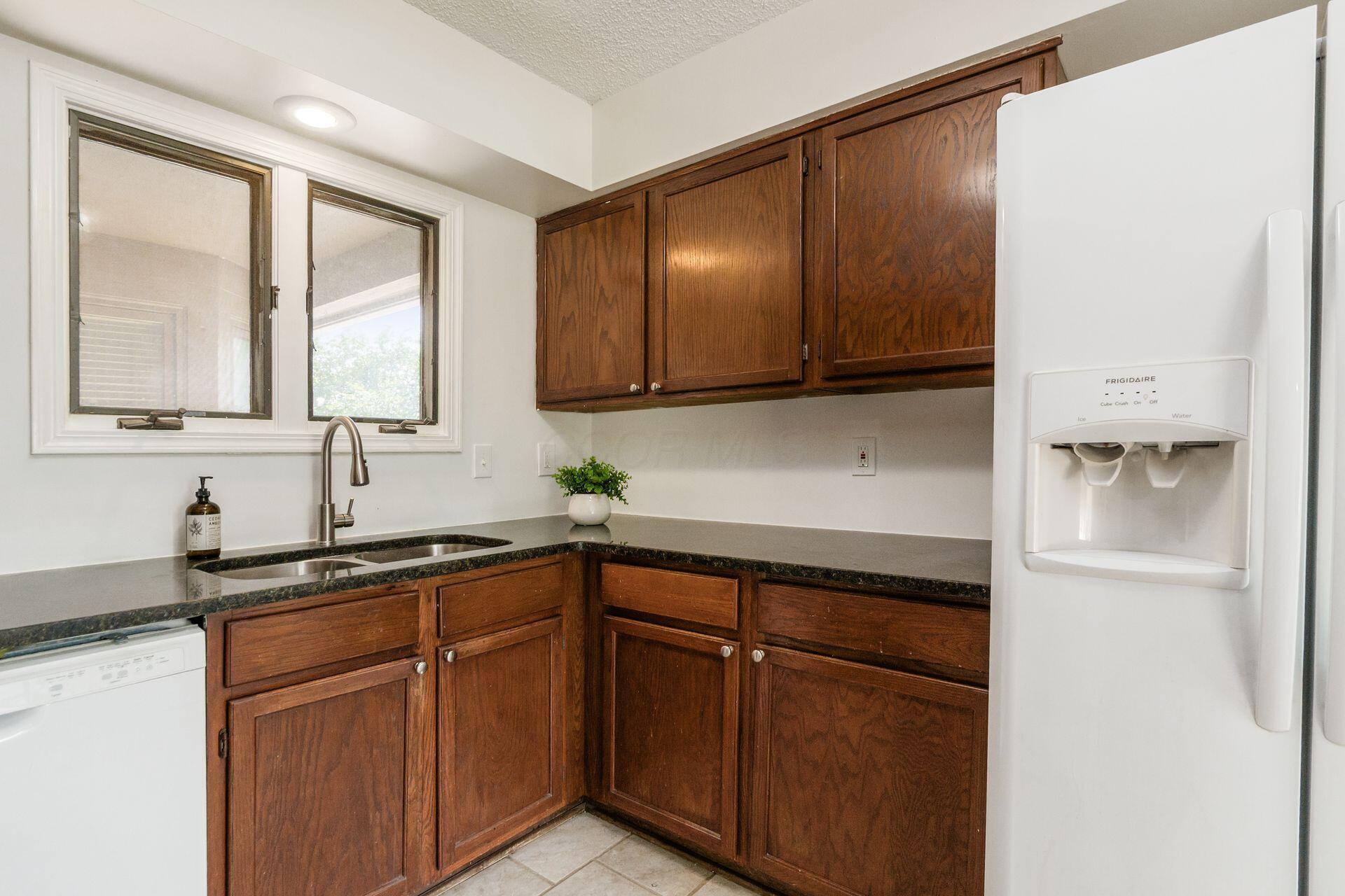 3931 Inverness Circle Property Photo 13