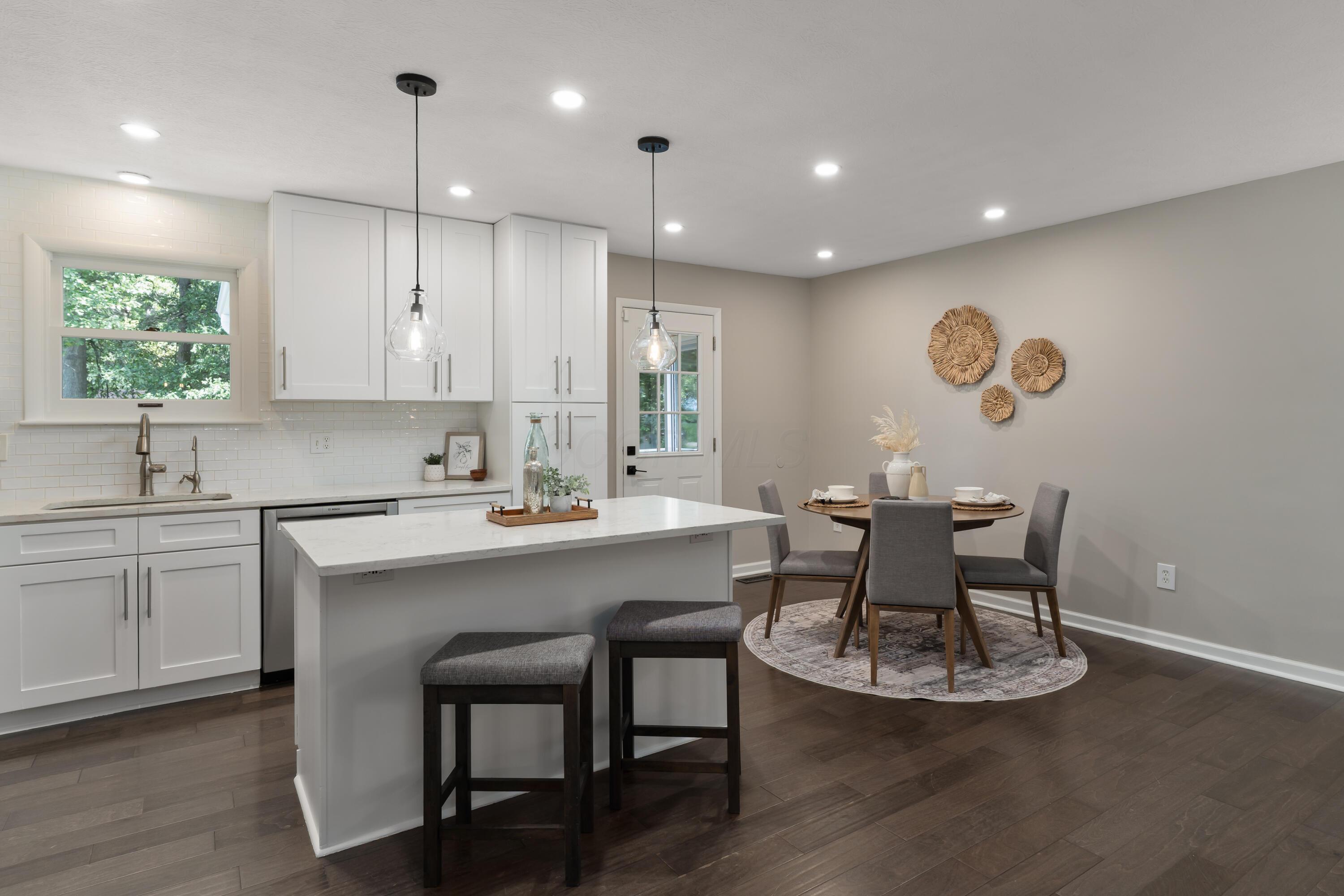 6110 Holiday Lane Property Photo 15