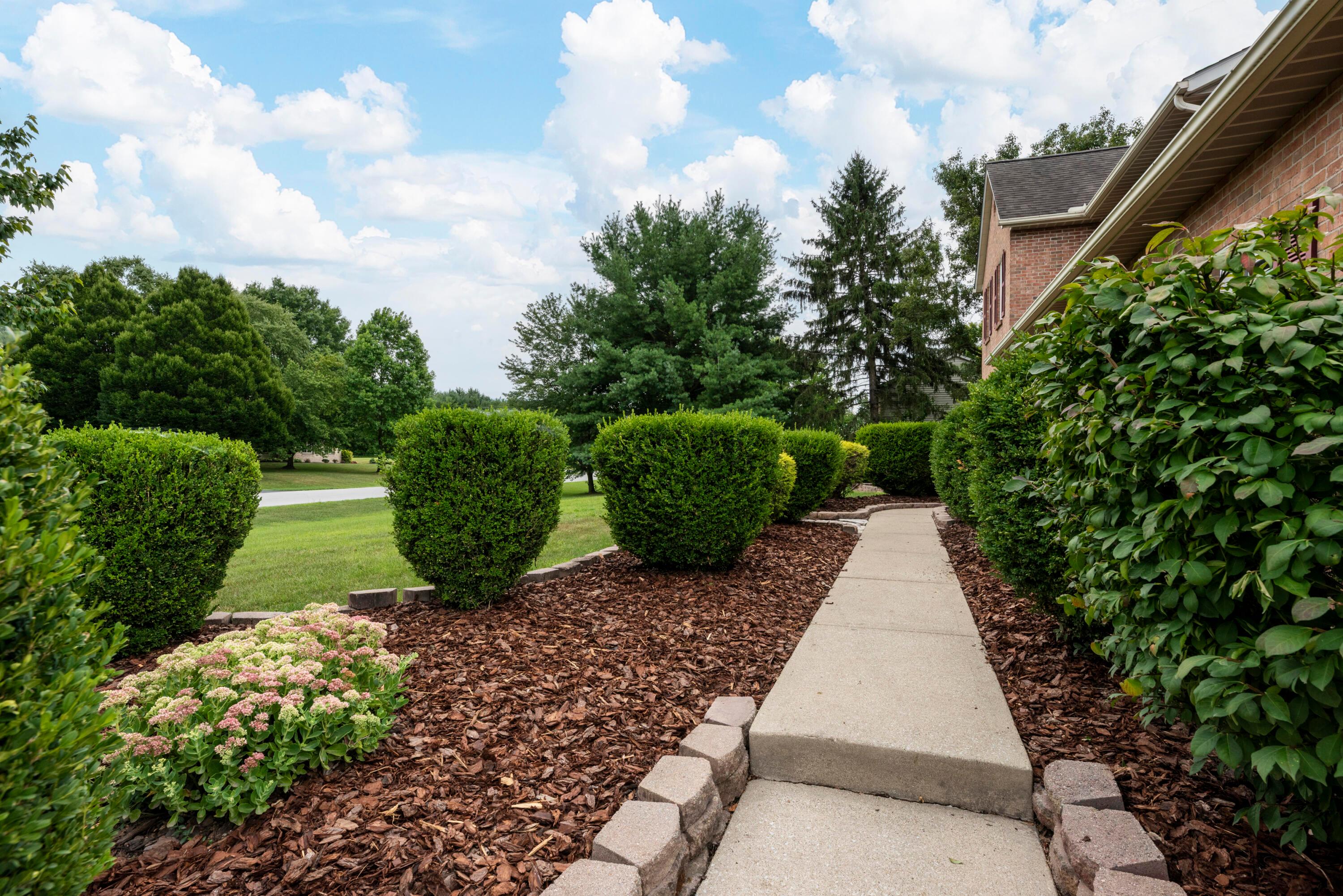 11125 Huntington Way Nw Property Photo 3
