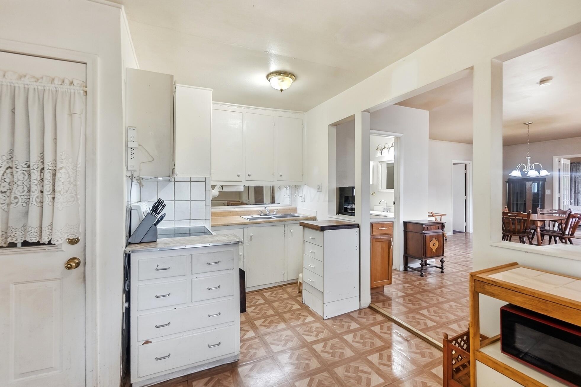 1408 Brown Road Property Photo 10