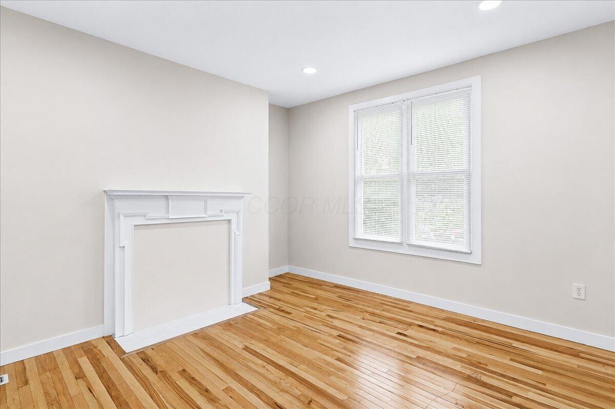 1155 Hildreth Avenue Property Photo 6