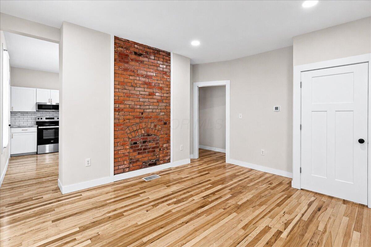 1155 Hildreth Avenue Property Photo 10