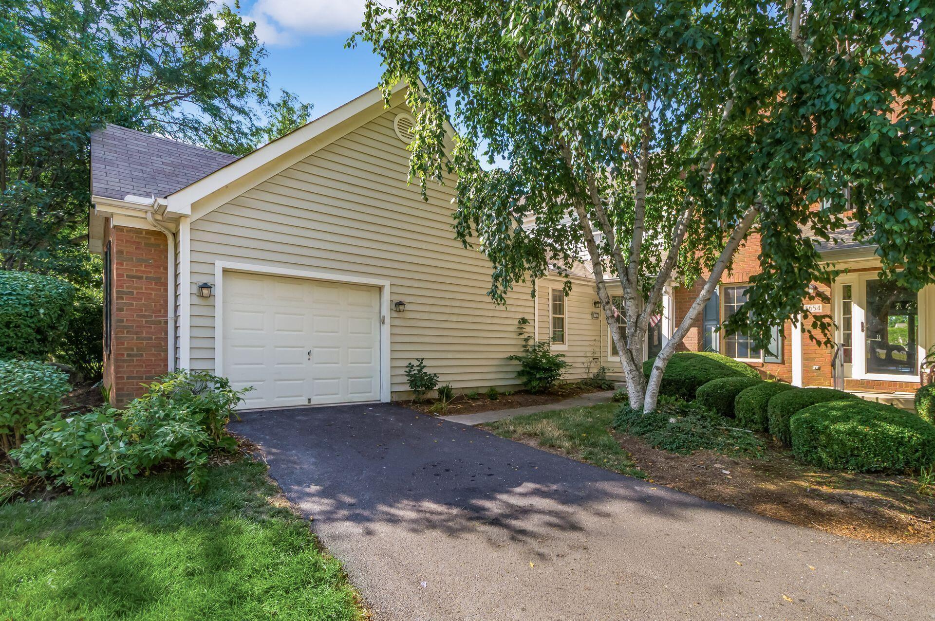 3656 Lakestone Circle Property Photo 2
