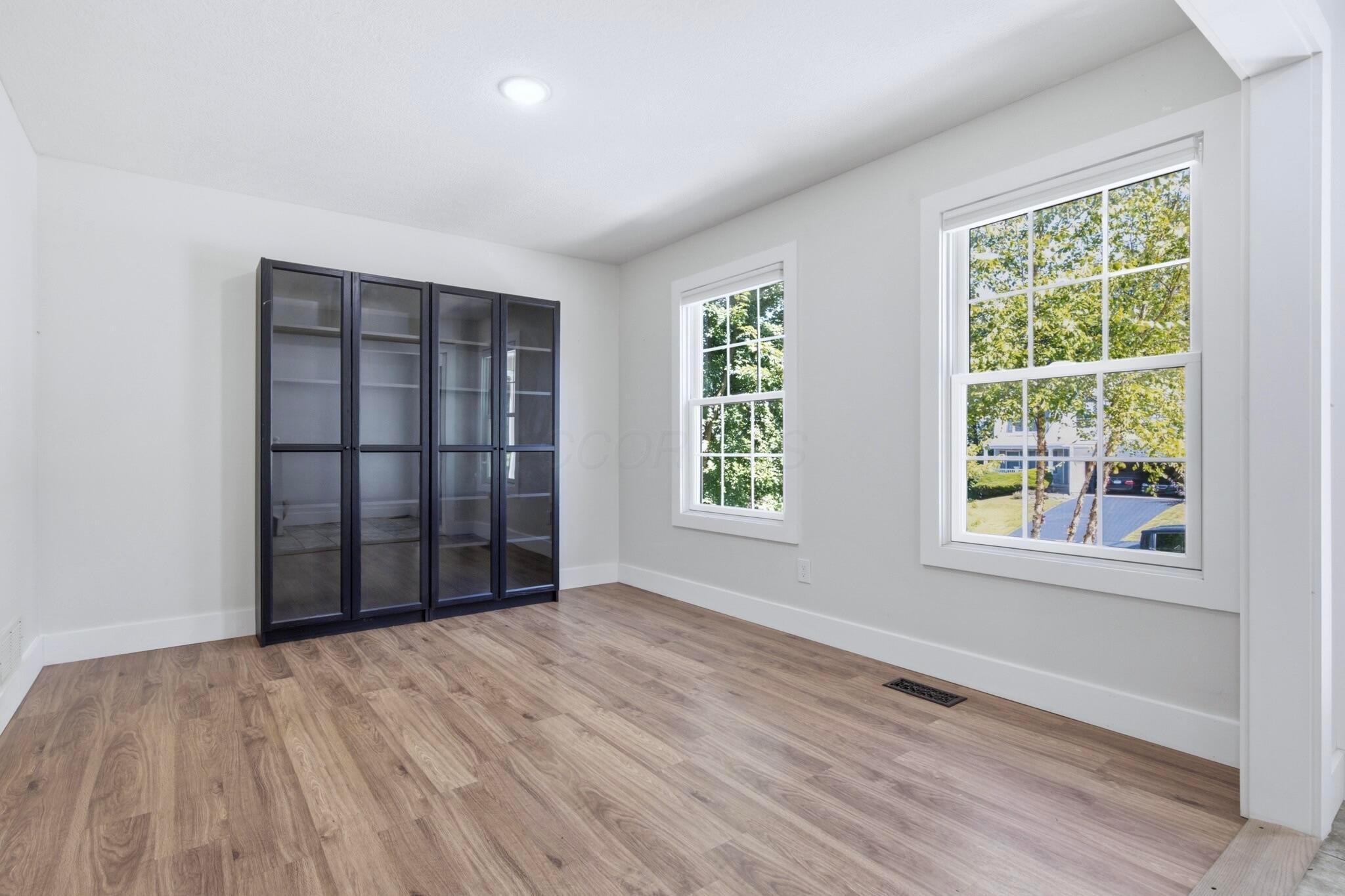 2416 Long Bow Avenue Property Photo 4