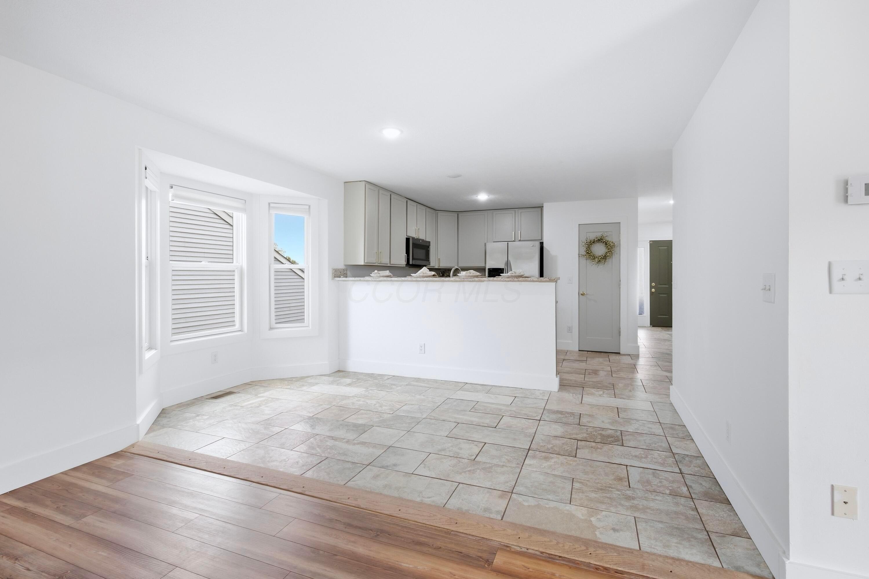 2416 Long Bow Avenue Property Photo 10