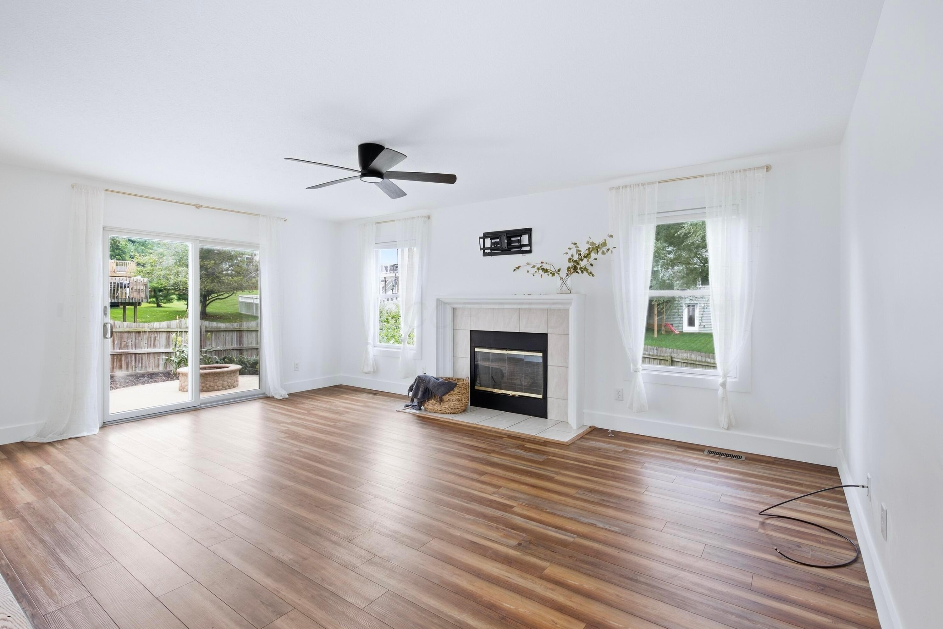 2416 Long Bow Avenue Property Photo 13