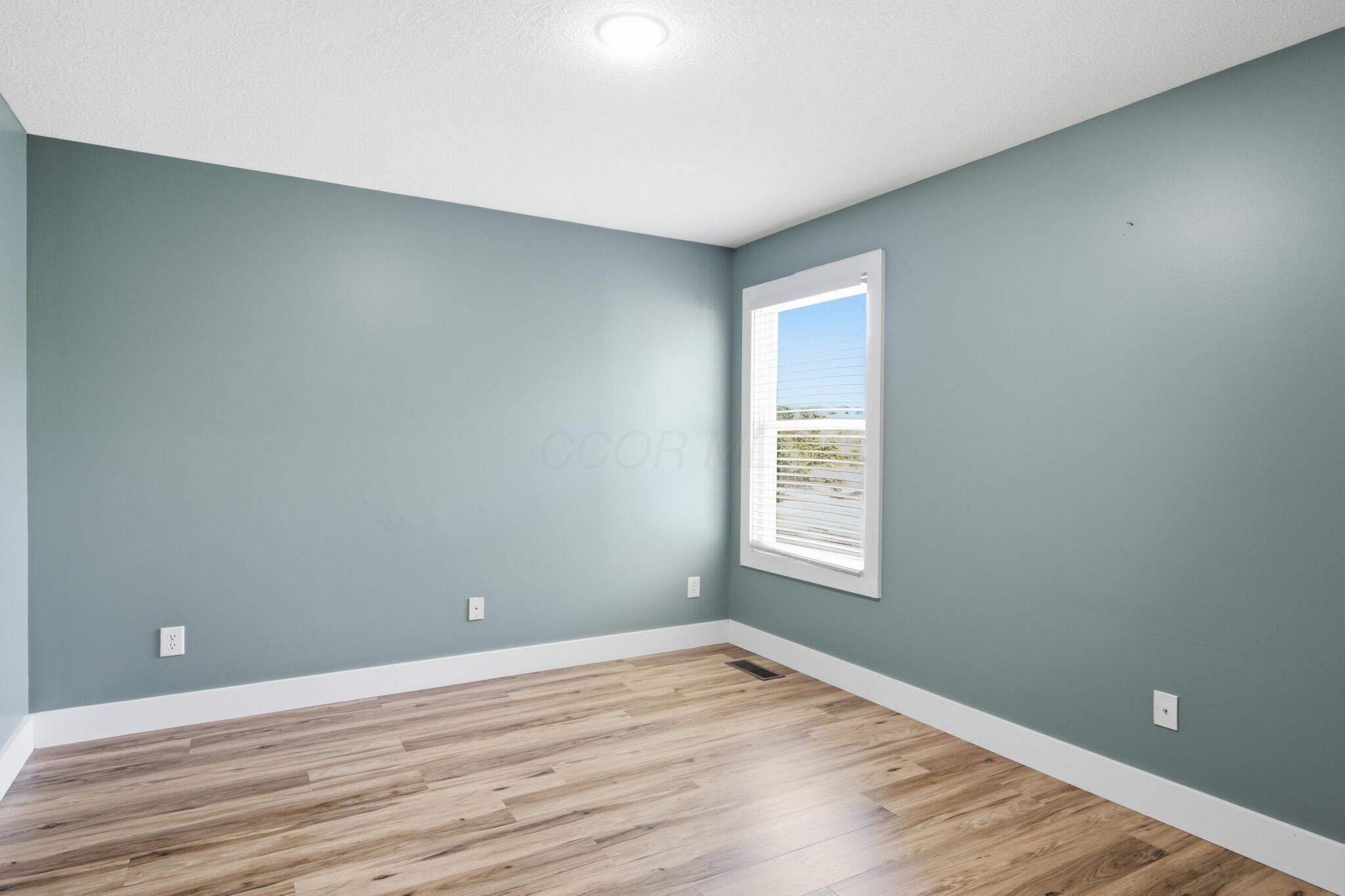 2416 Long Bow Avenue Property Photo 24