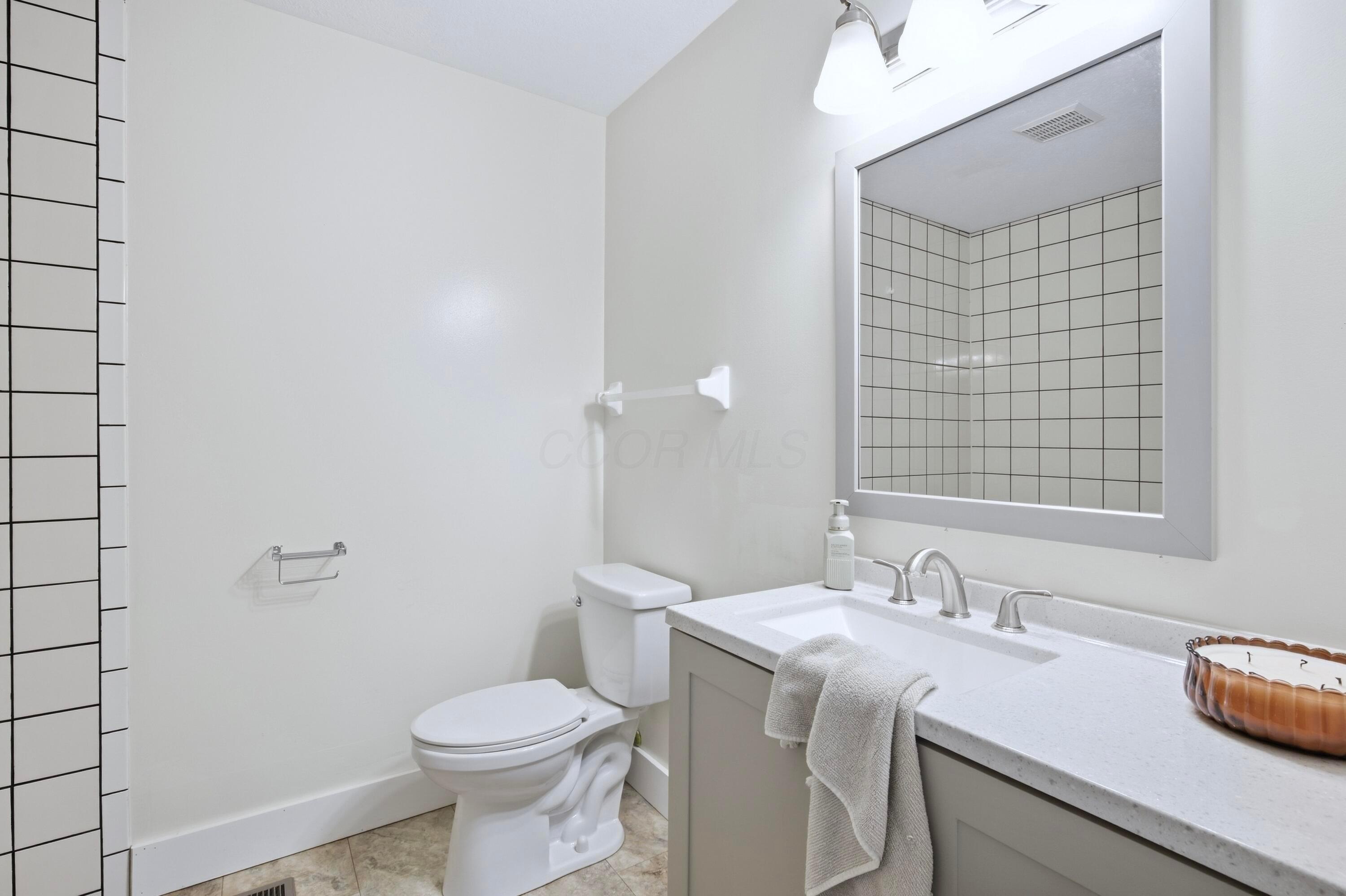 2416 Long Bow Avenue Property Photo 25