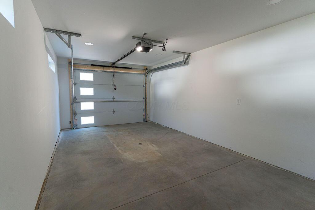 22 Summit Avenue Property Photo 22
