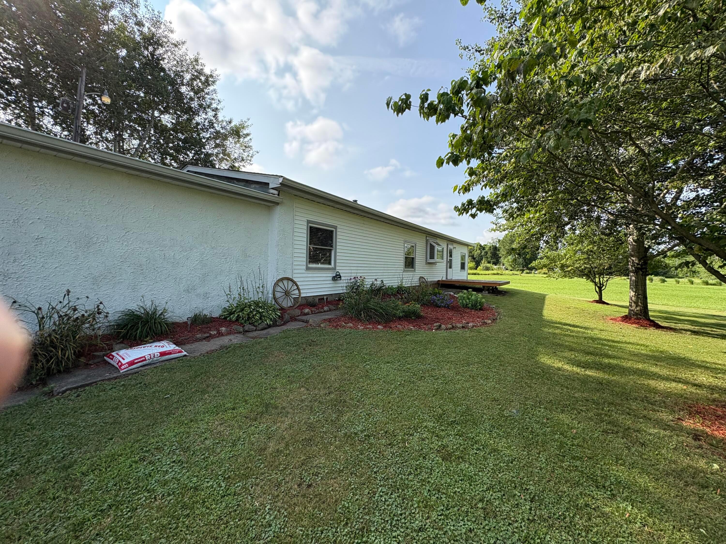 3 County Road 170 Property Photo 1