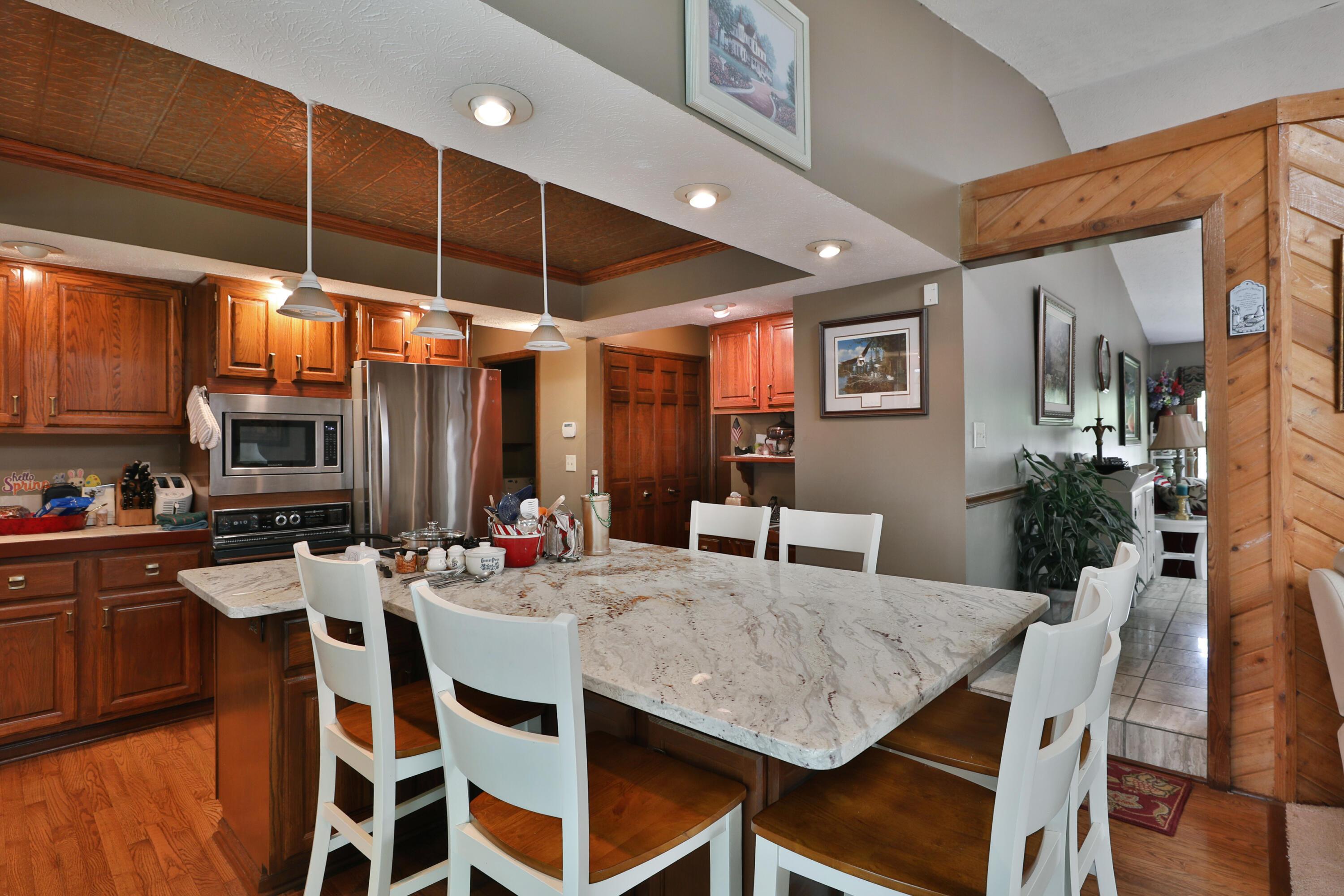 1108 Forest View Court Property Photo 13