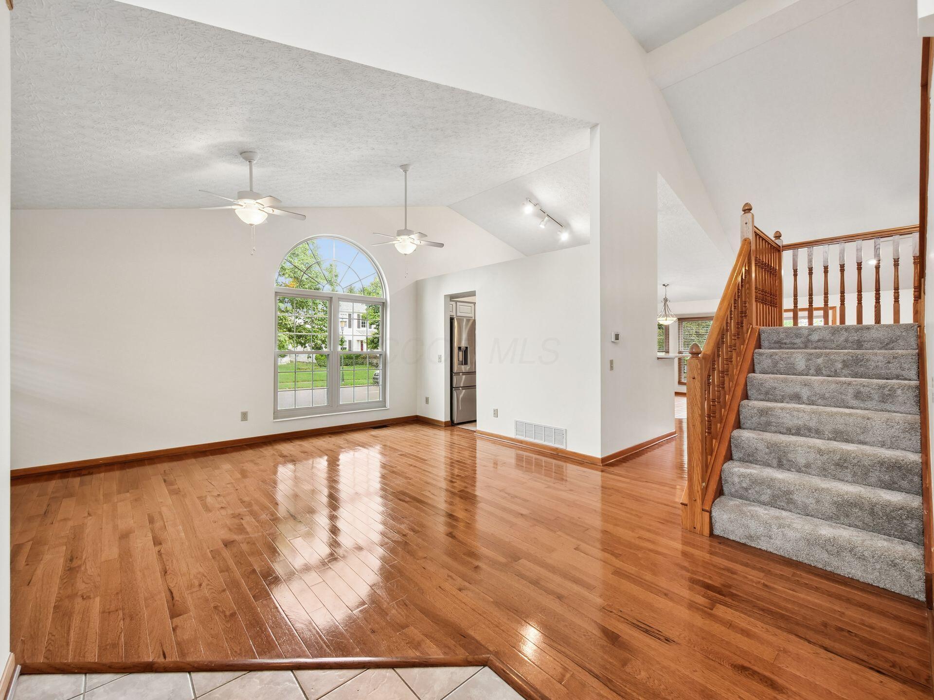 5516 Fox Hill Road Property Photo 4