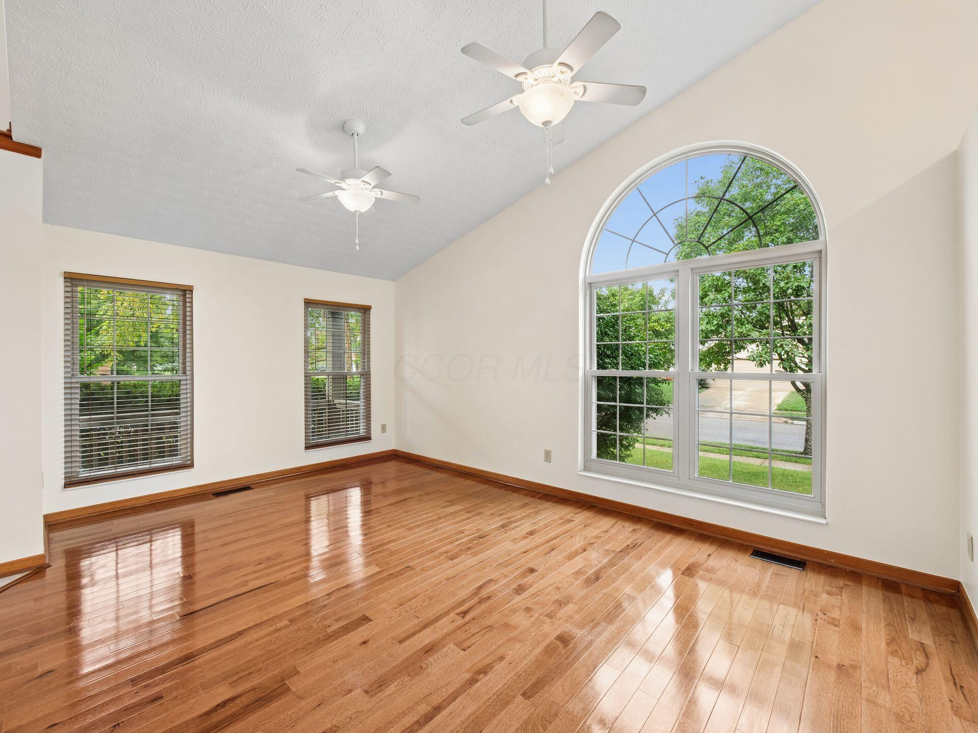 5516 Fox Hill Road Property Photo 6