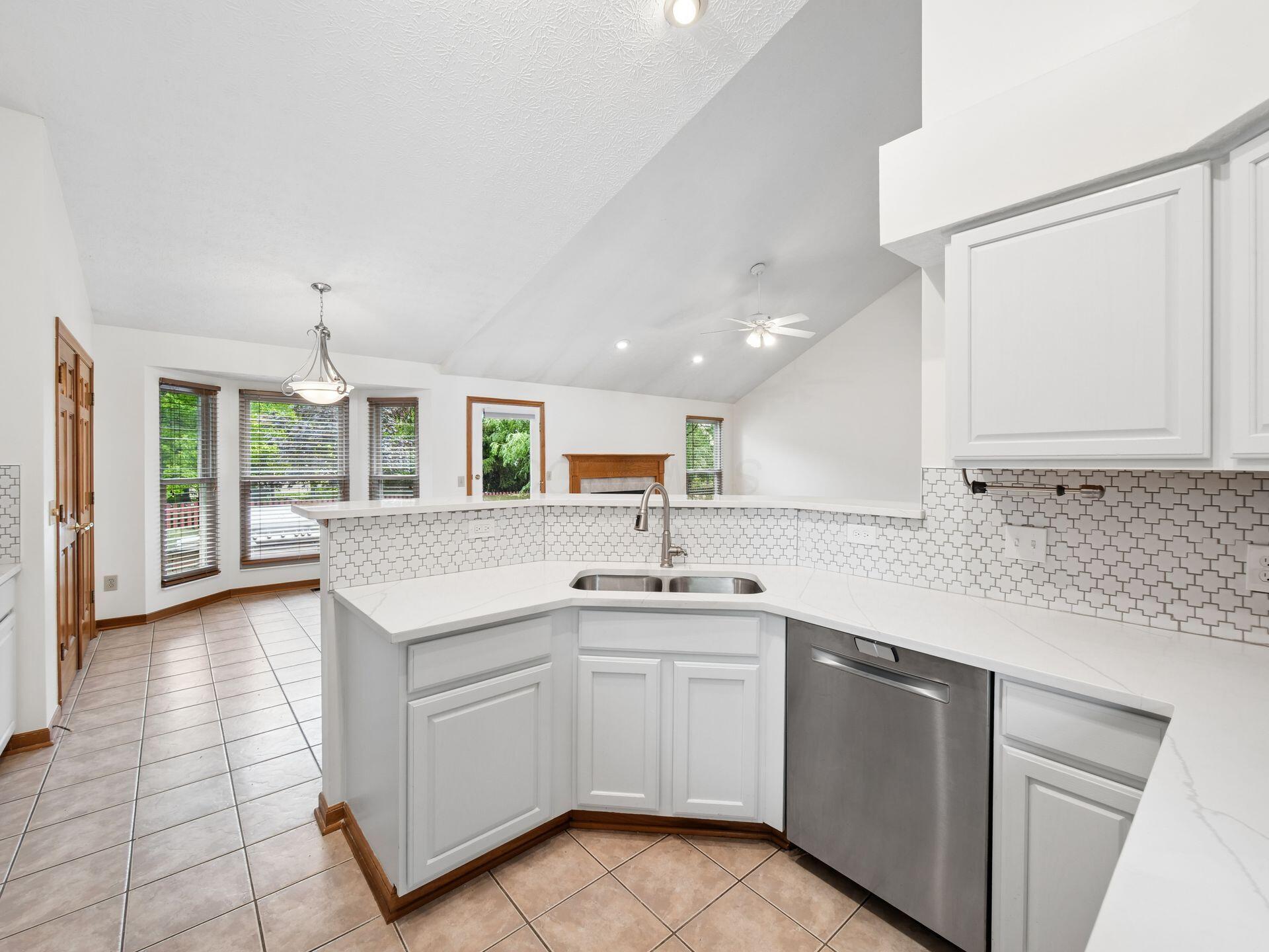 5516 Fox Hill Road Property Photo 11