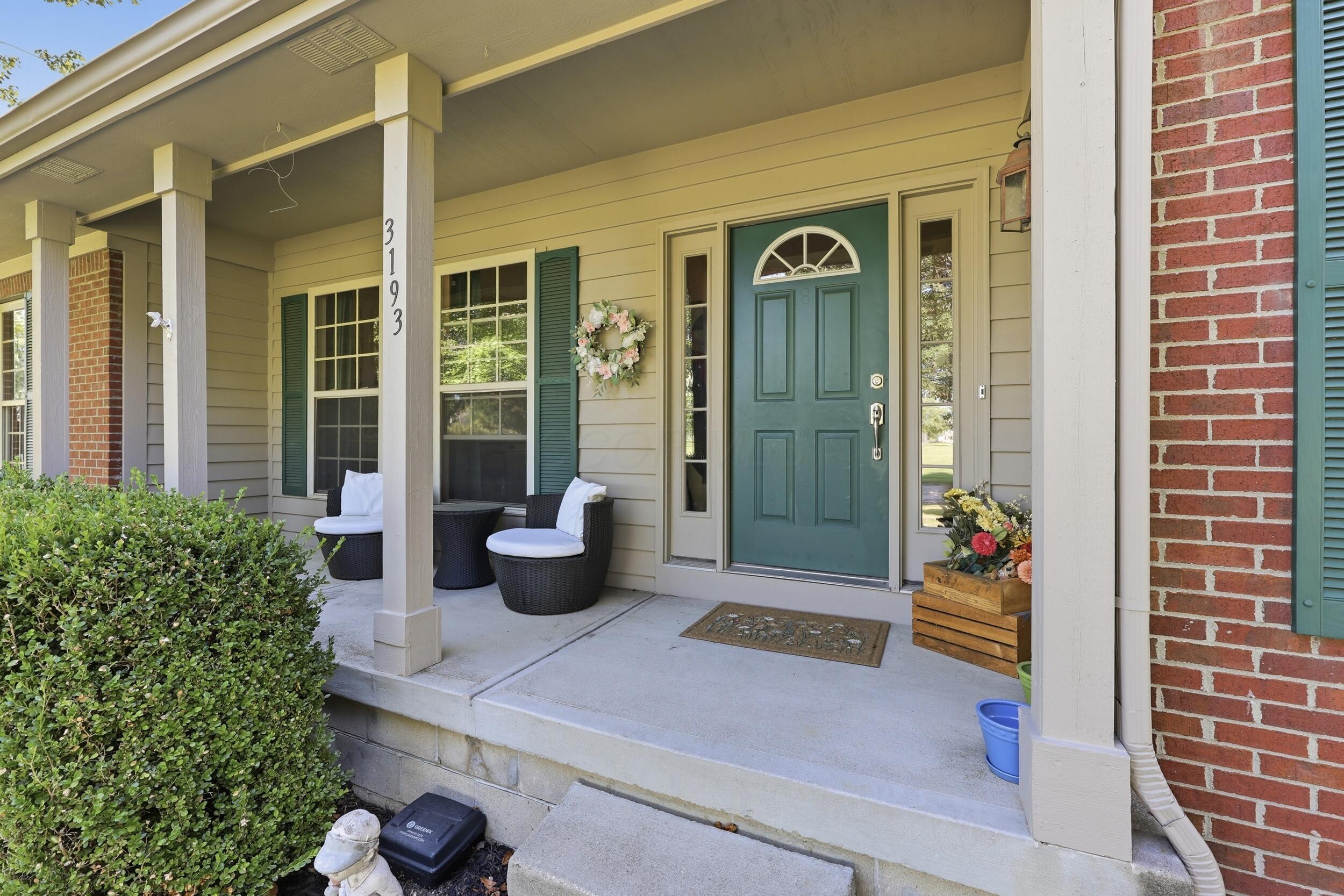3193 Walkerview Drive Property Photo 4
