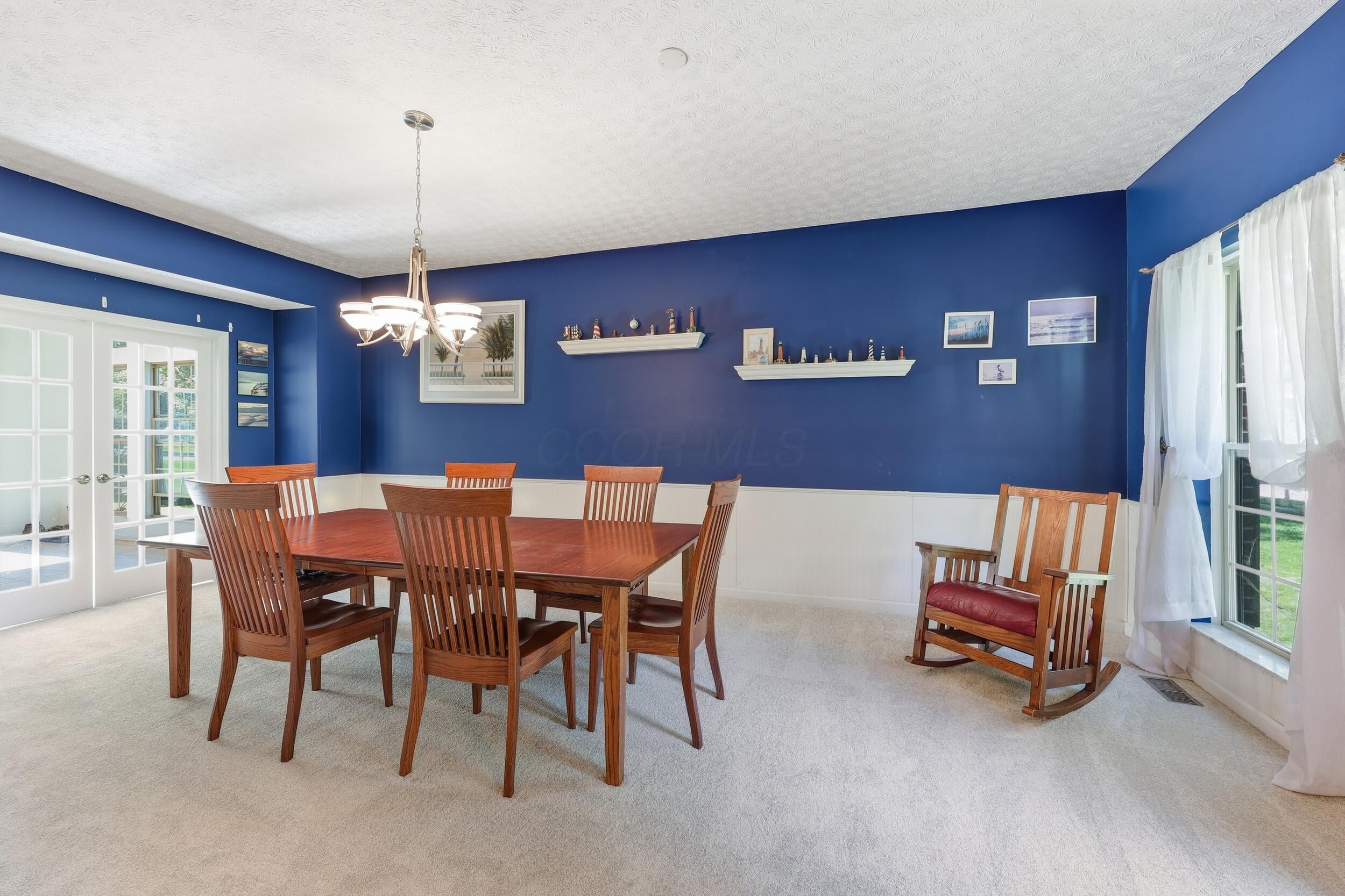 3193 Walkerview Drive Property Photo 7