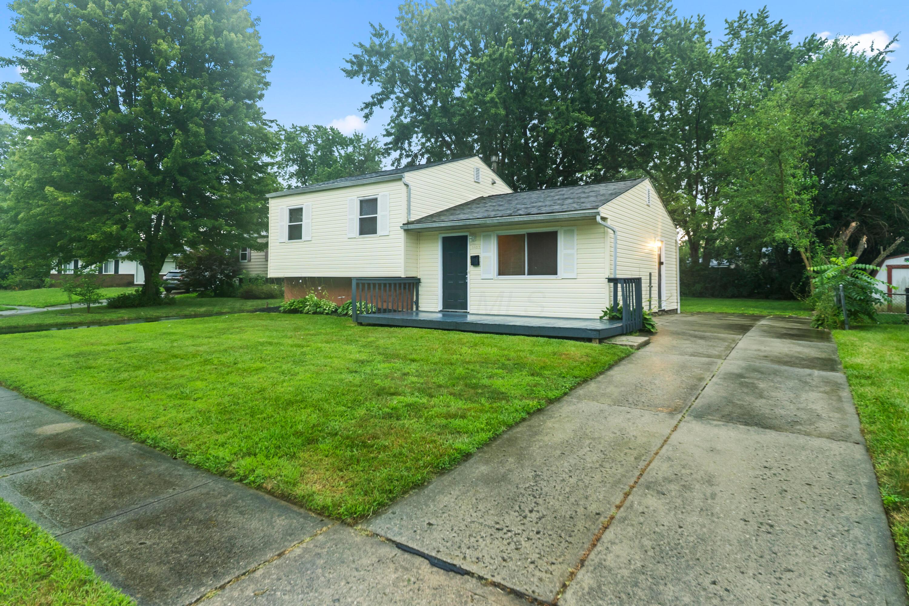 5407 Centner Lane Property Photo 4