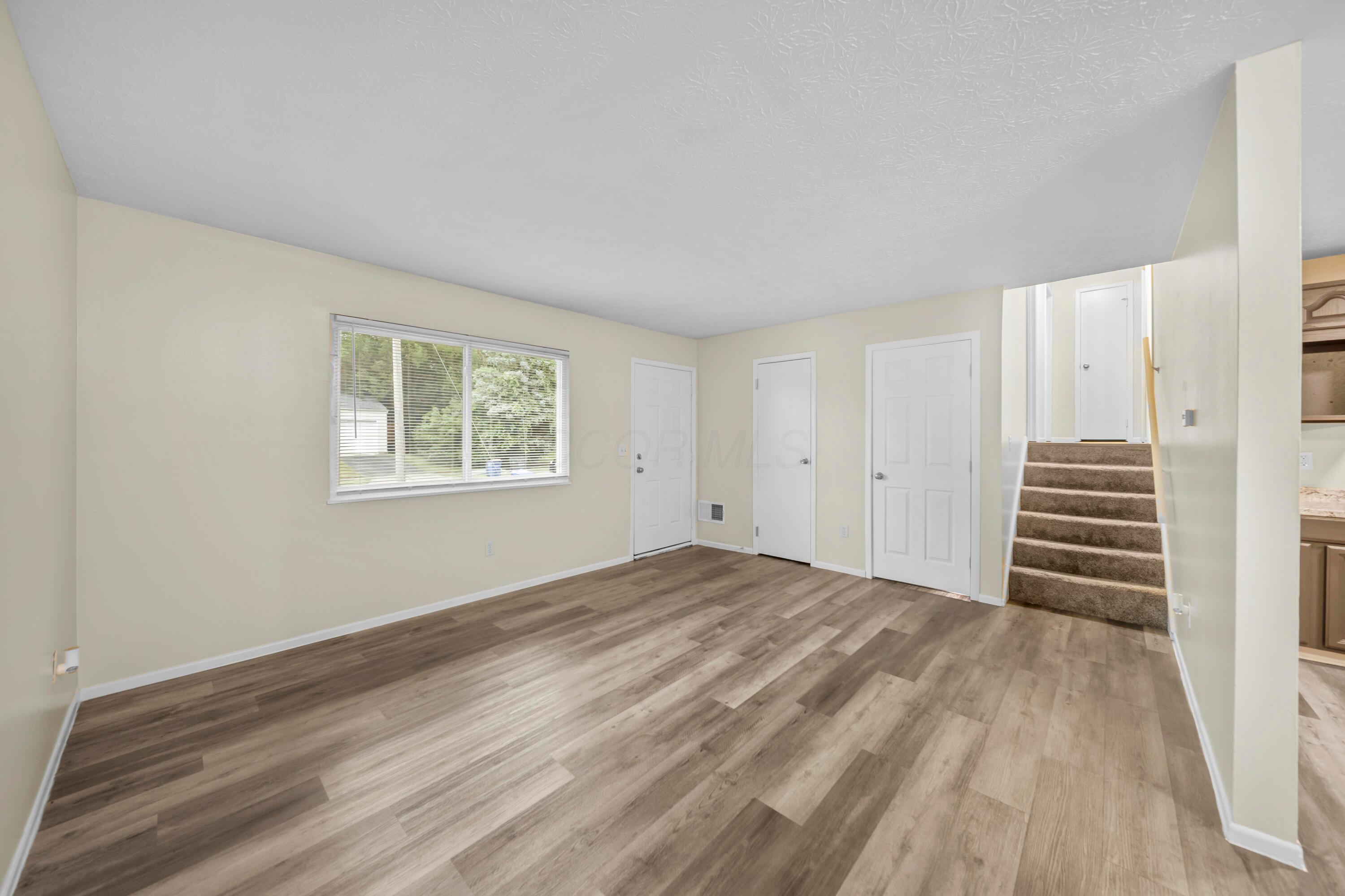 5407 Centner Lane Property Photo 8