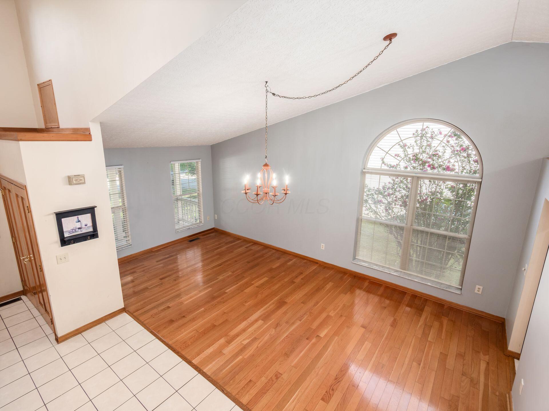 6380 Rossmore Lane Property Photo 14