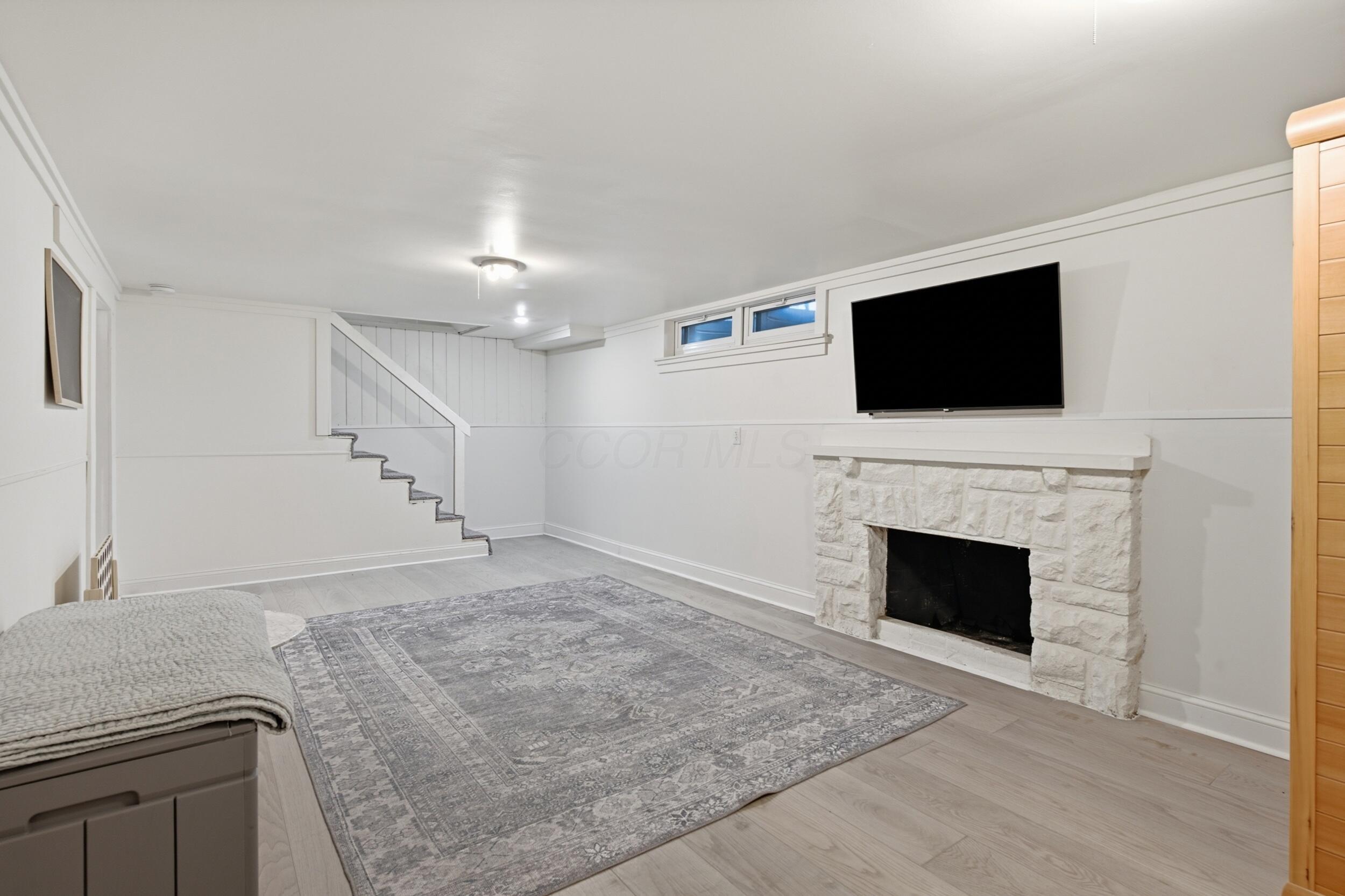 2569 Chester Road Property Photo 26