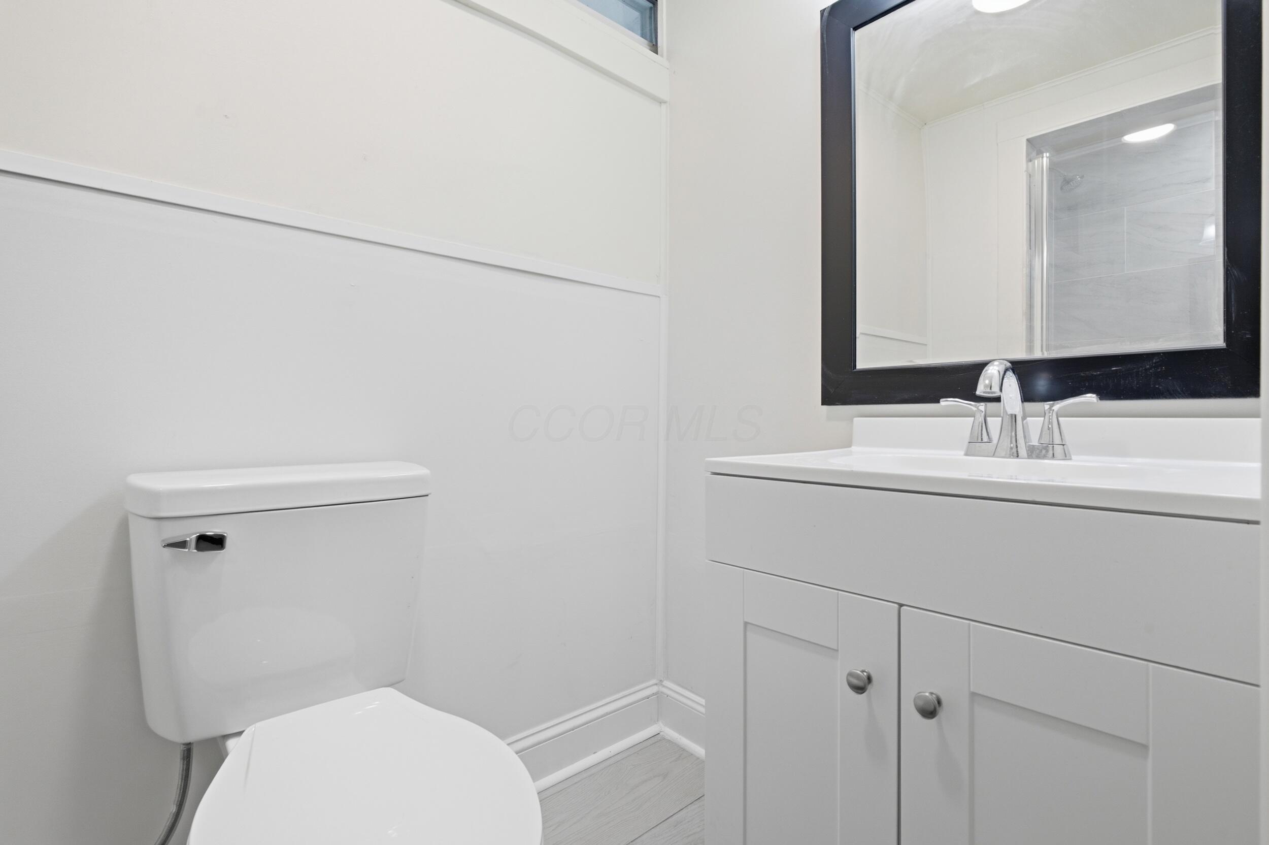 2569 Chester Road Property Photo 28