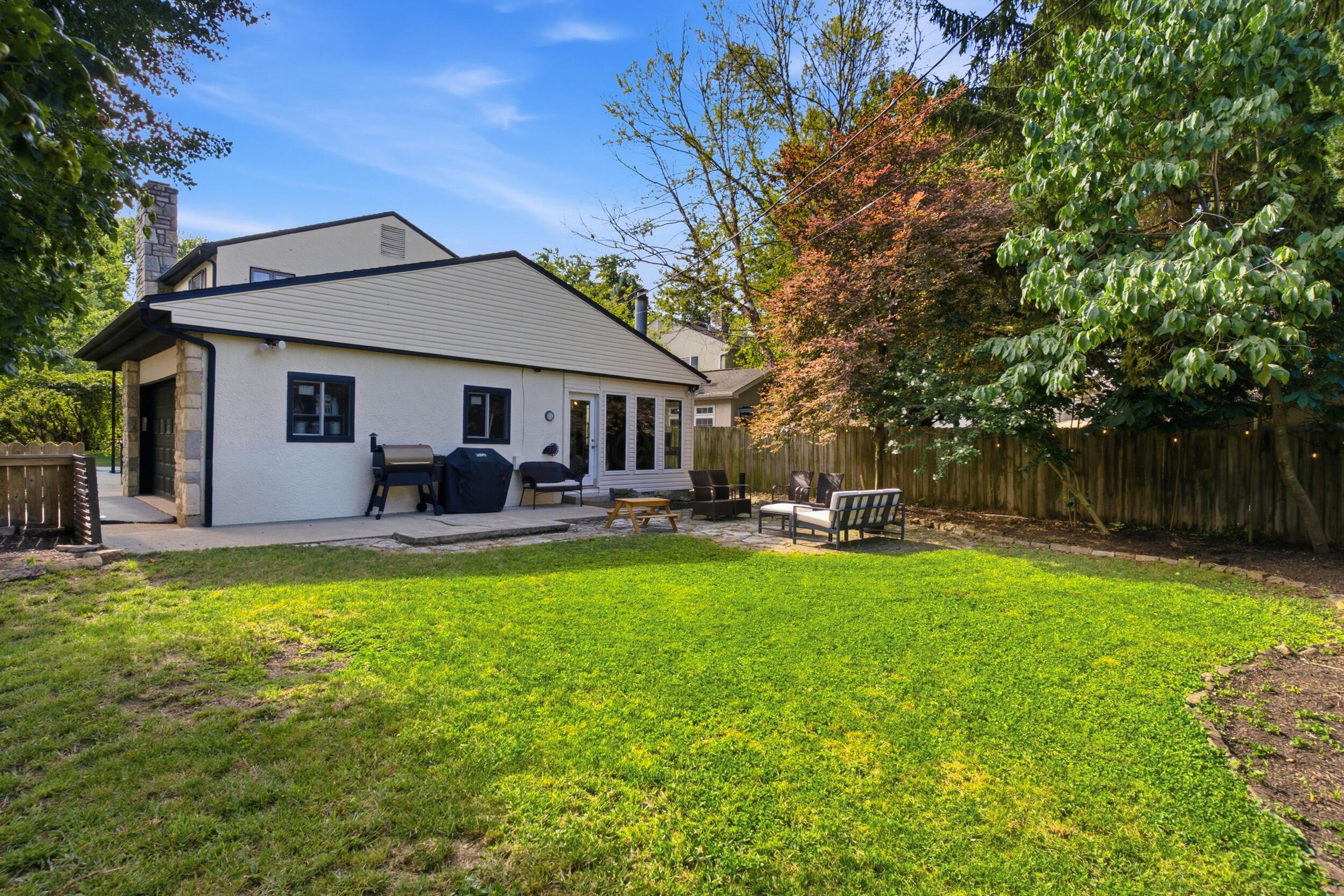 2569 Chester Road Property Photo 29