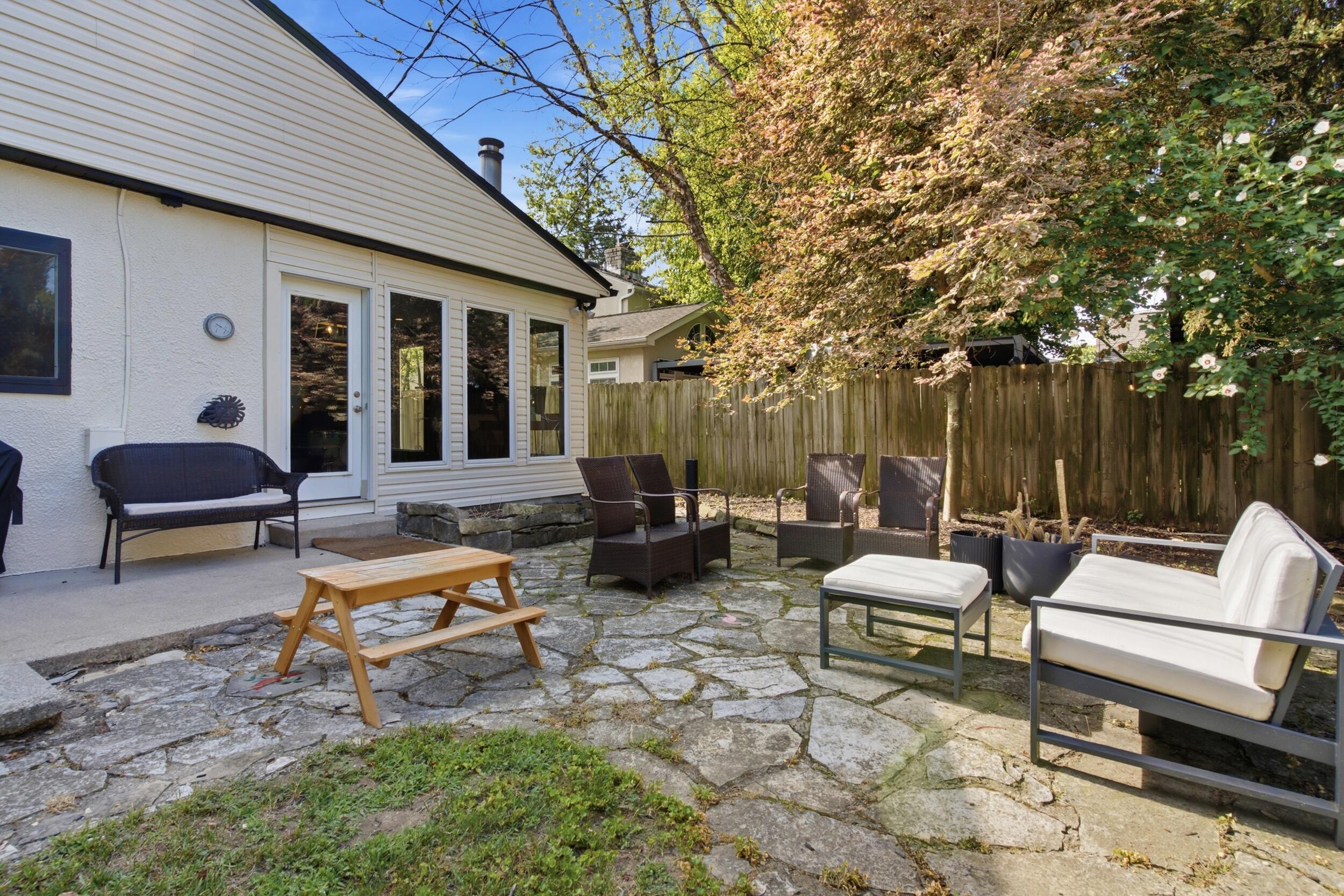 2569 Chester Road Property Photo 31