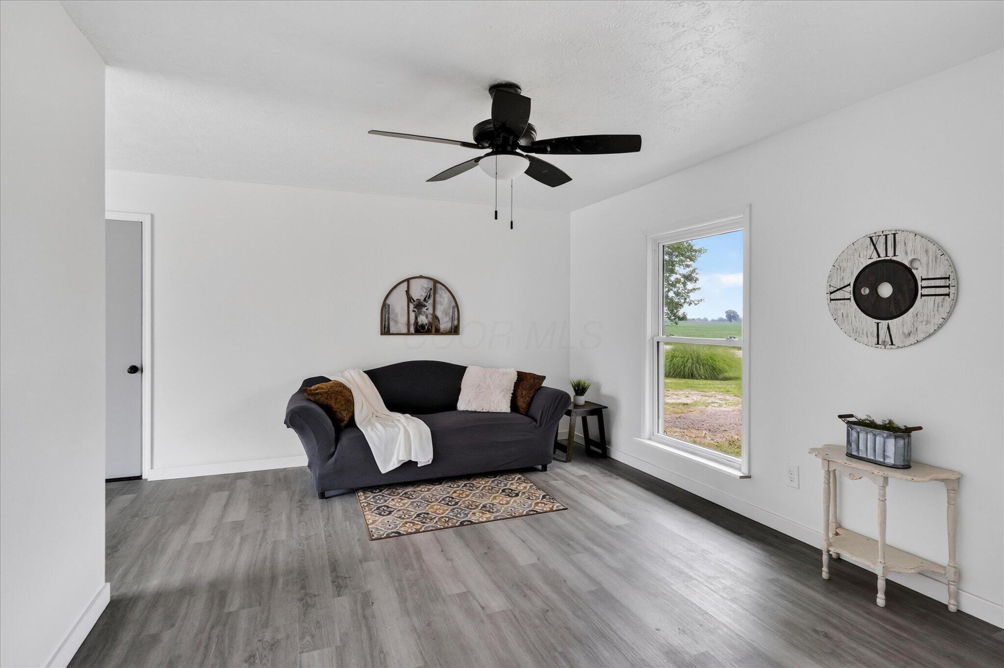 7725 White Oak Road Ne Property Photo 4