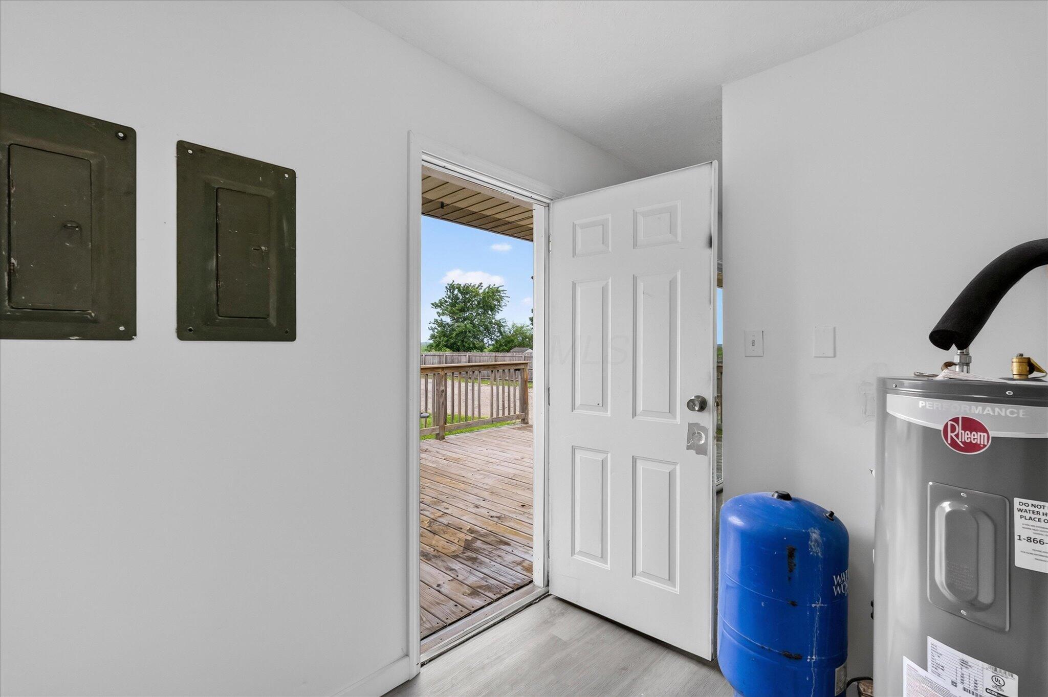 7725 White Oak Road Ne Property Photo 19