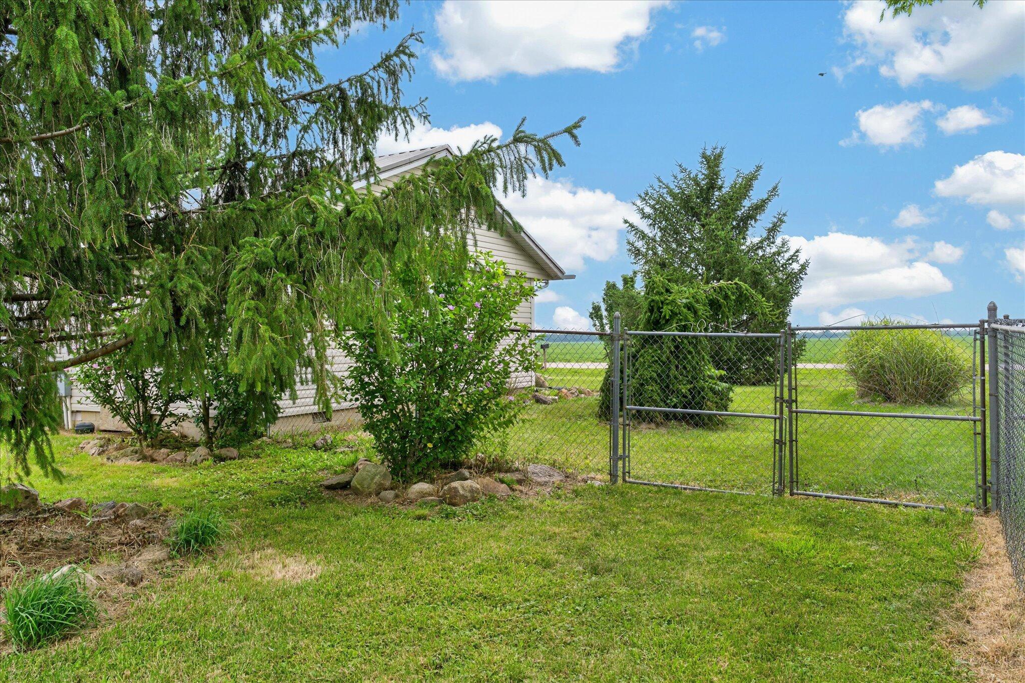 7725 White Oak Road Ne Property Photo 25