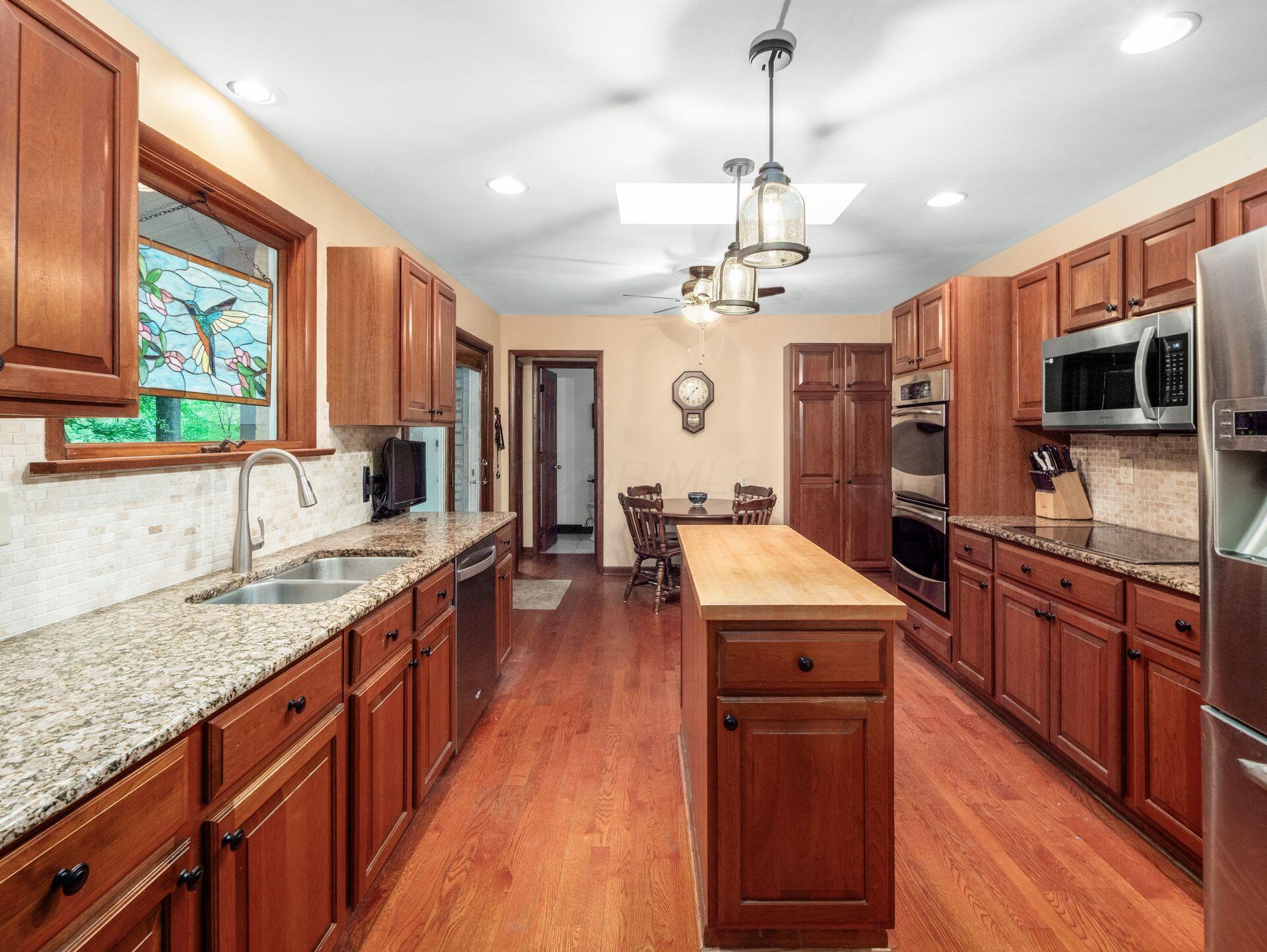 6107 Riverside Drive Property Photo 24