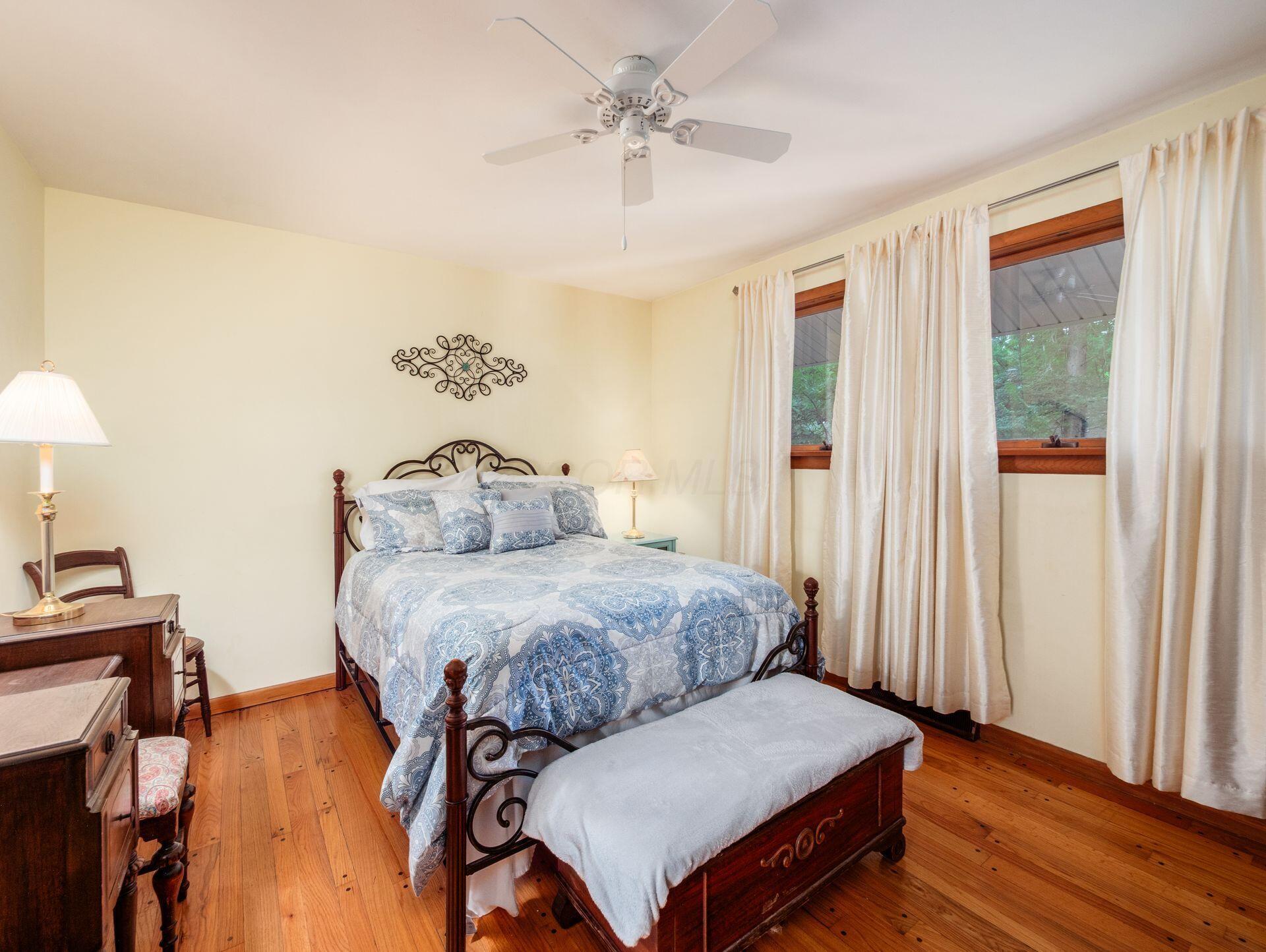 6107 Riverside Drive Property Photo 32