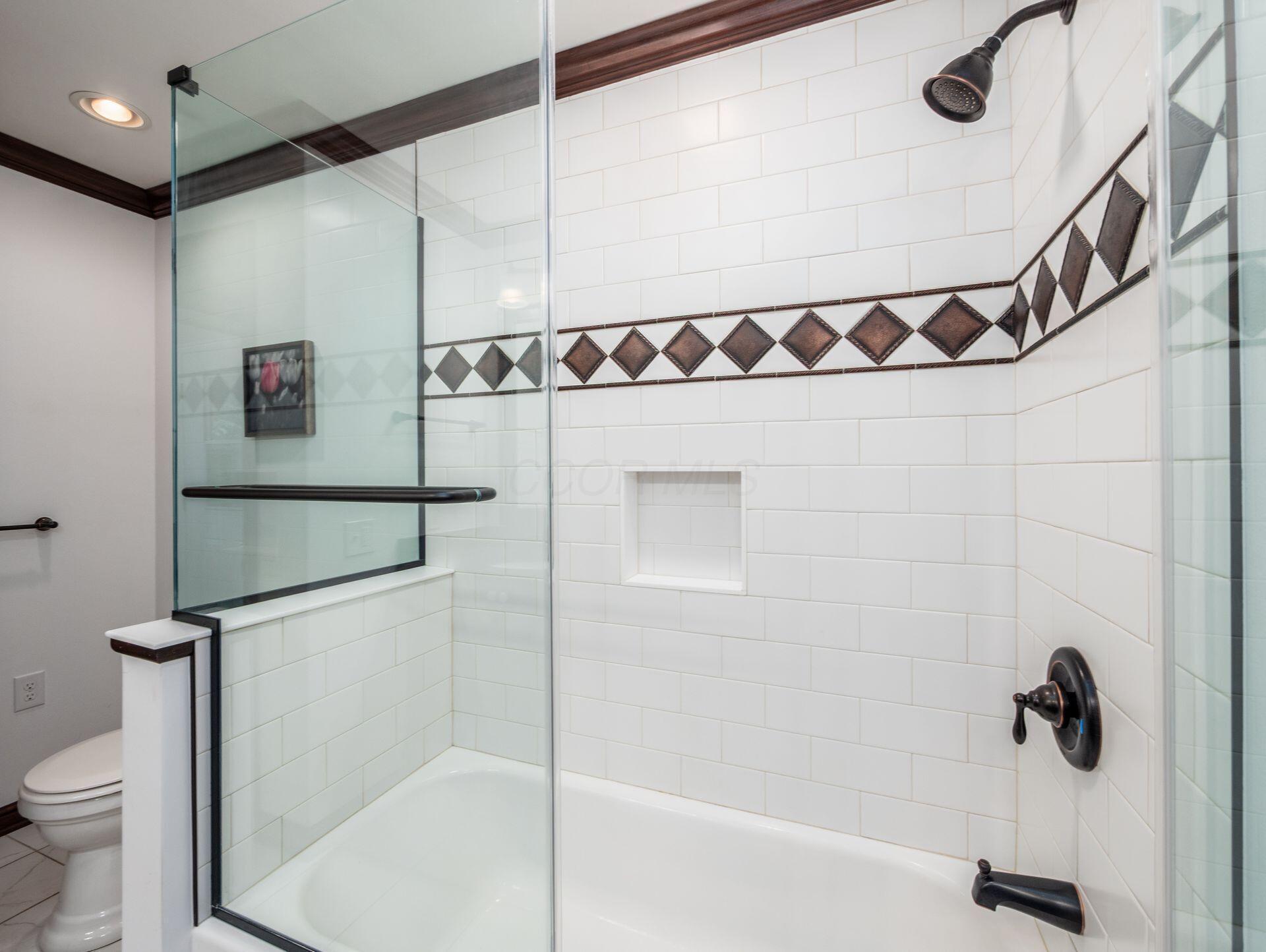 6107 Riverside Drive Property Photo 35
