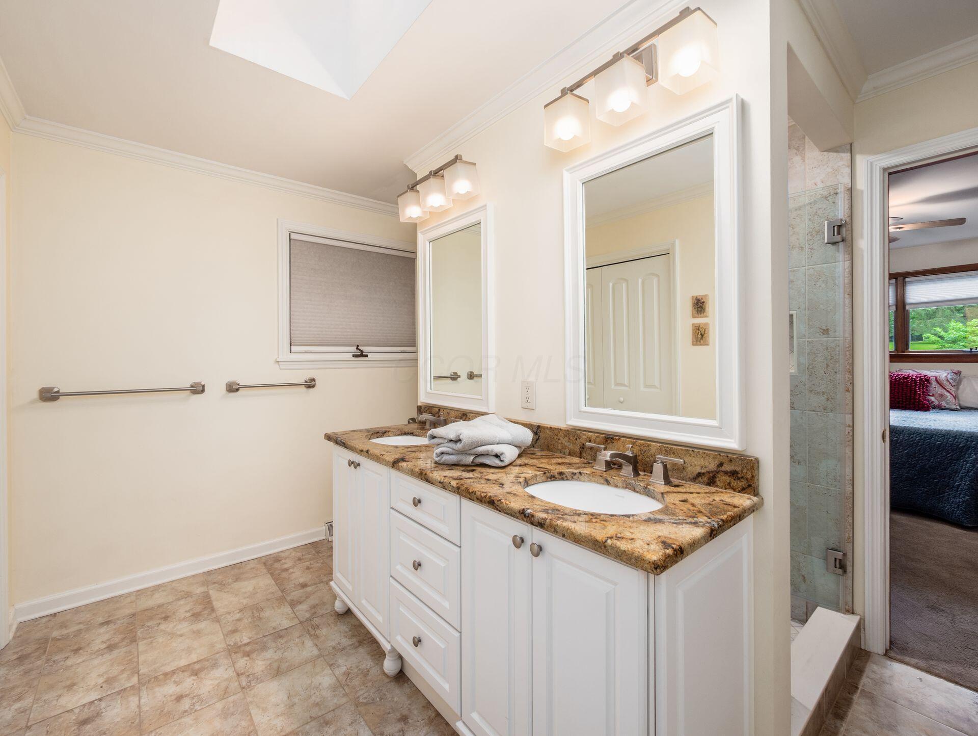6107 Riverside Drive Property Photo 40