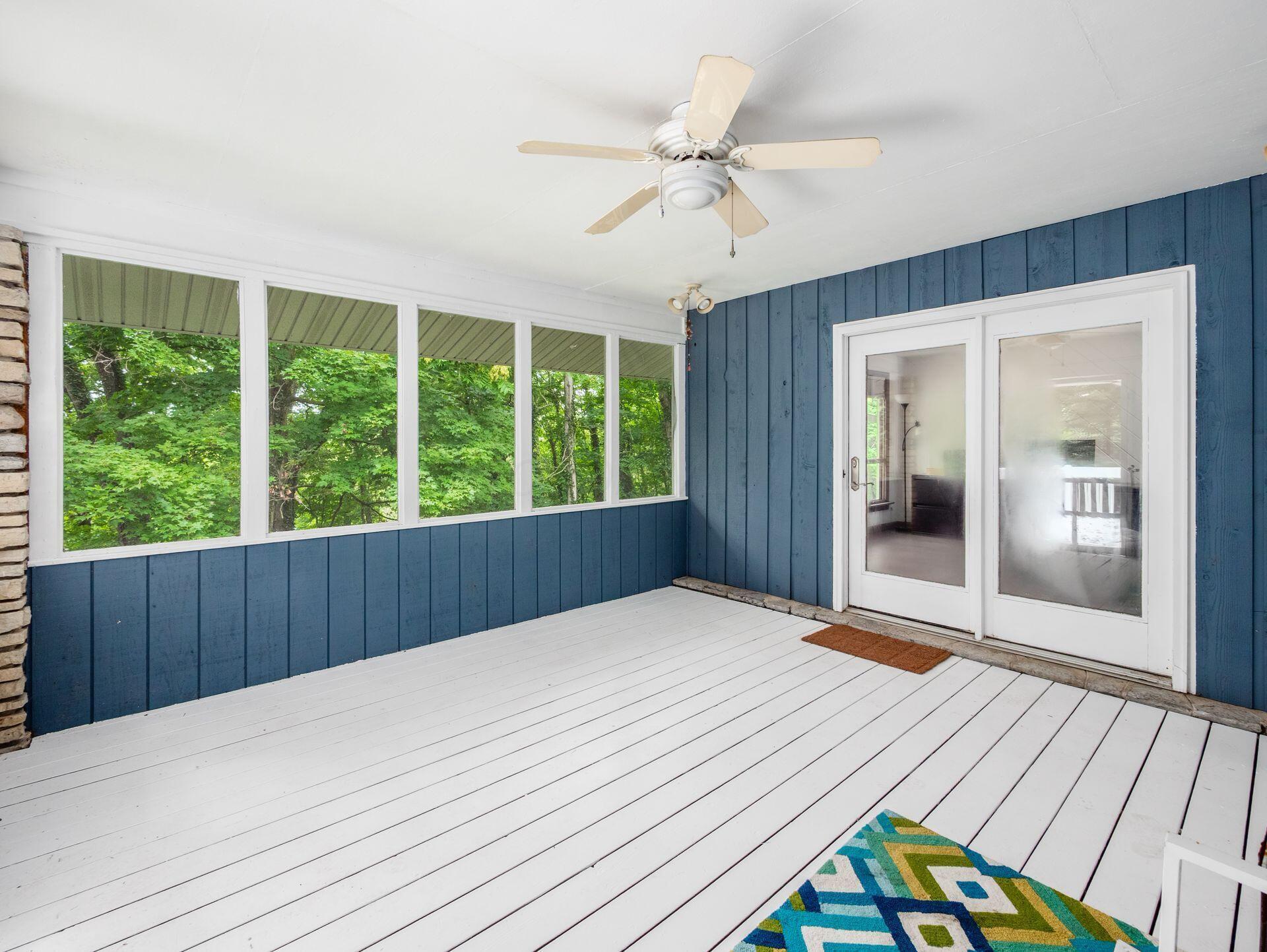 6107 Riverside Drive Property Photo 44