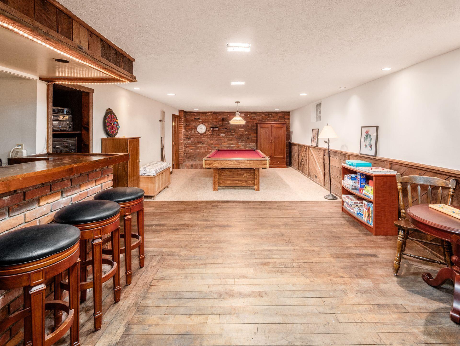 6107 Riverside Drive Property Photo 48