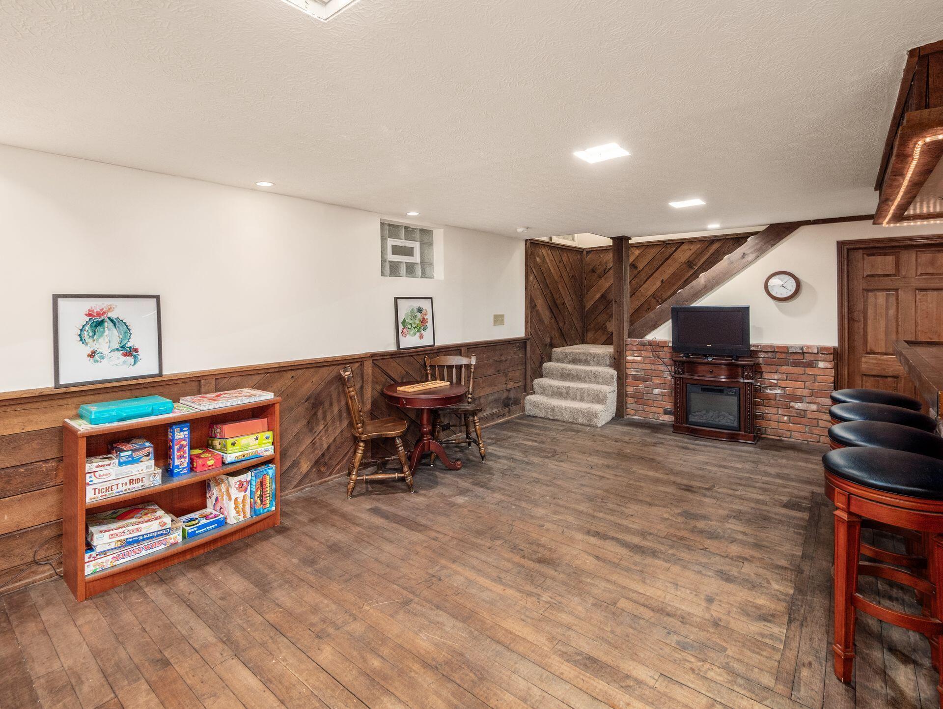 6107 Riverside Drive Property Photo 50