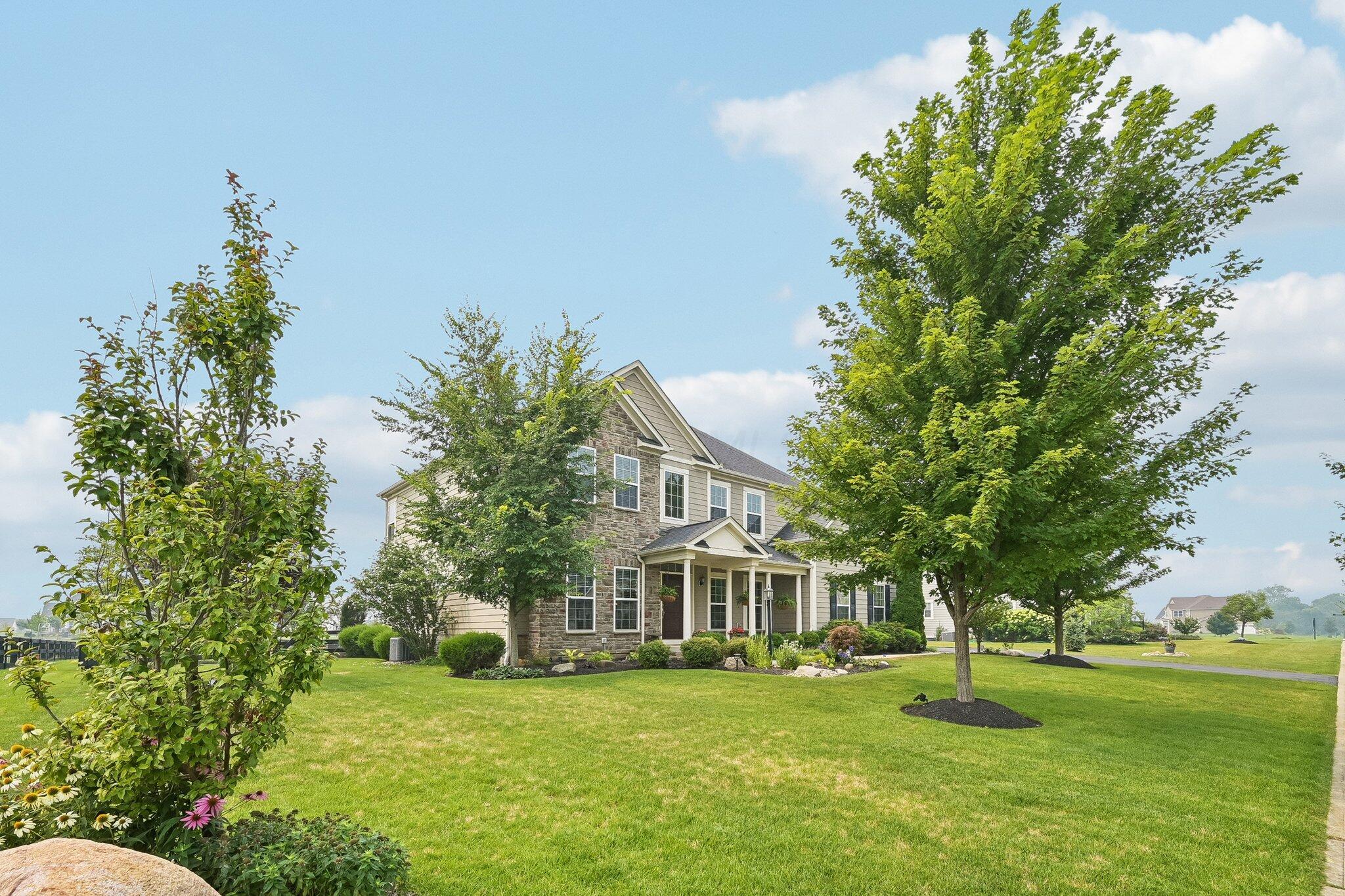 727 Regency Bend Property Photo 5