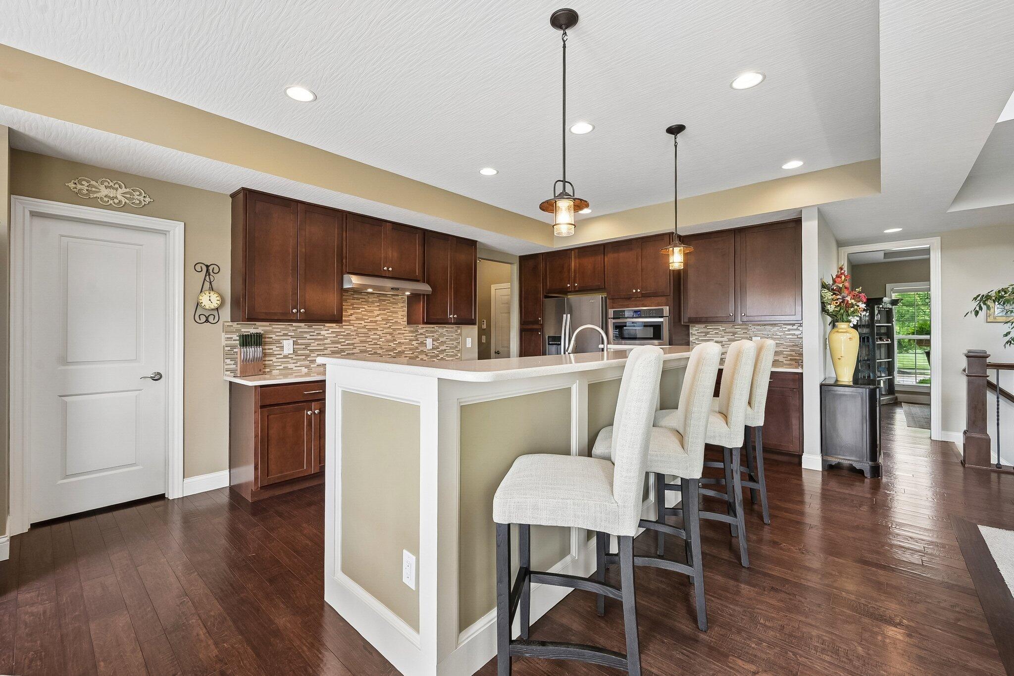 727 Regency Bend Property Photo 34