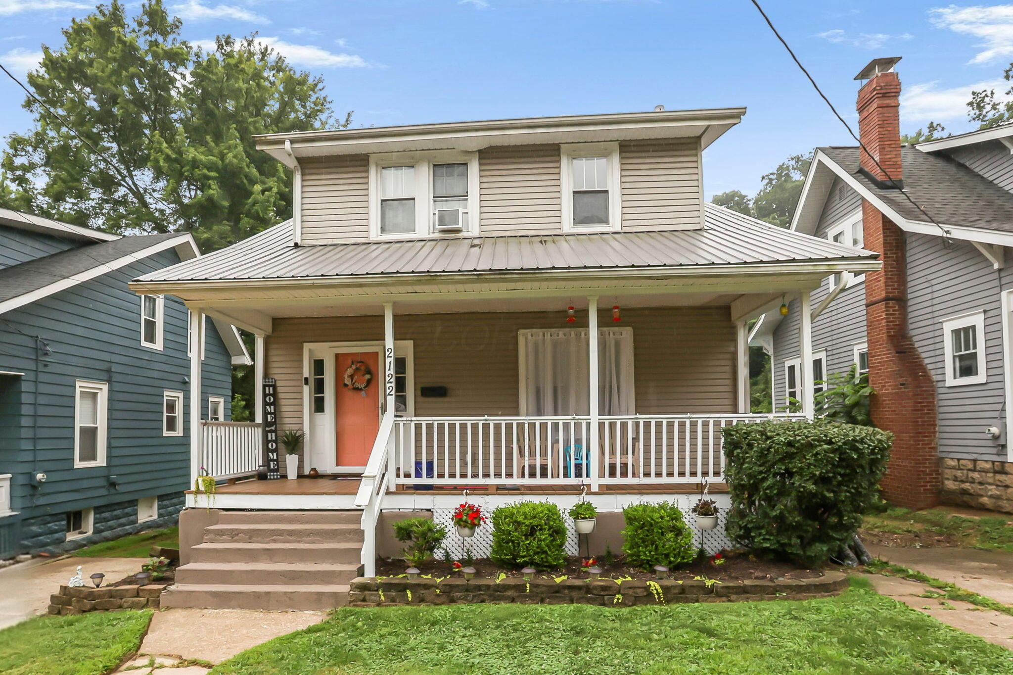 2122 Norwood Boulevard Property Photo 1