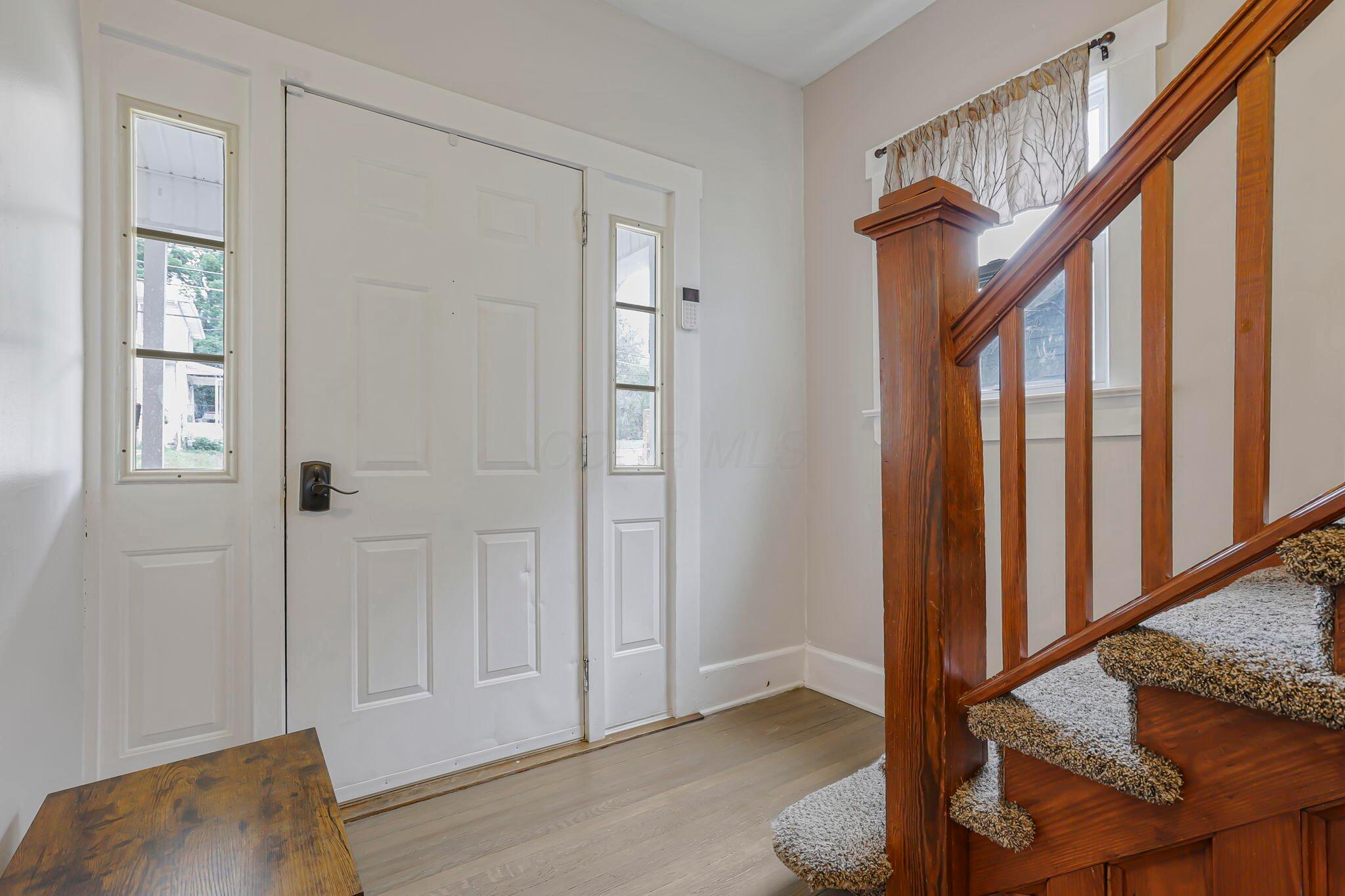 2122 Norwood Boulevard Property Photo 4