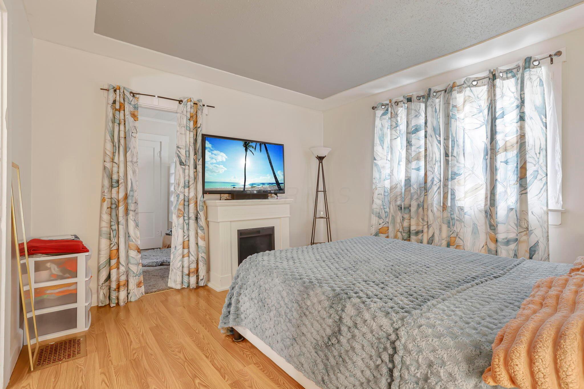 2122 Norwood Boulevard Property Photo 13