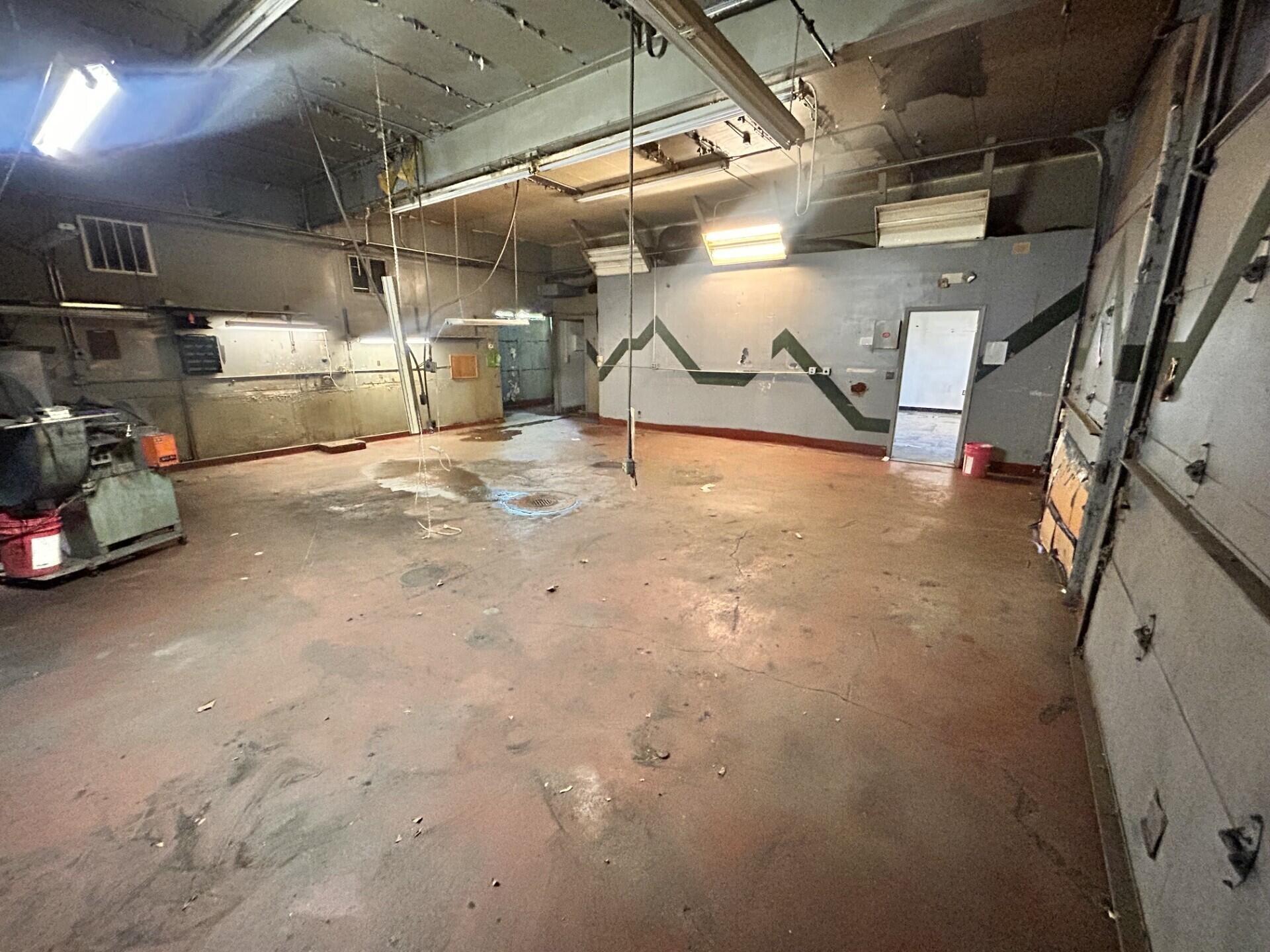 226028141 Property Photo 5