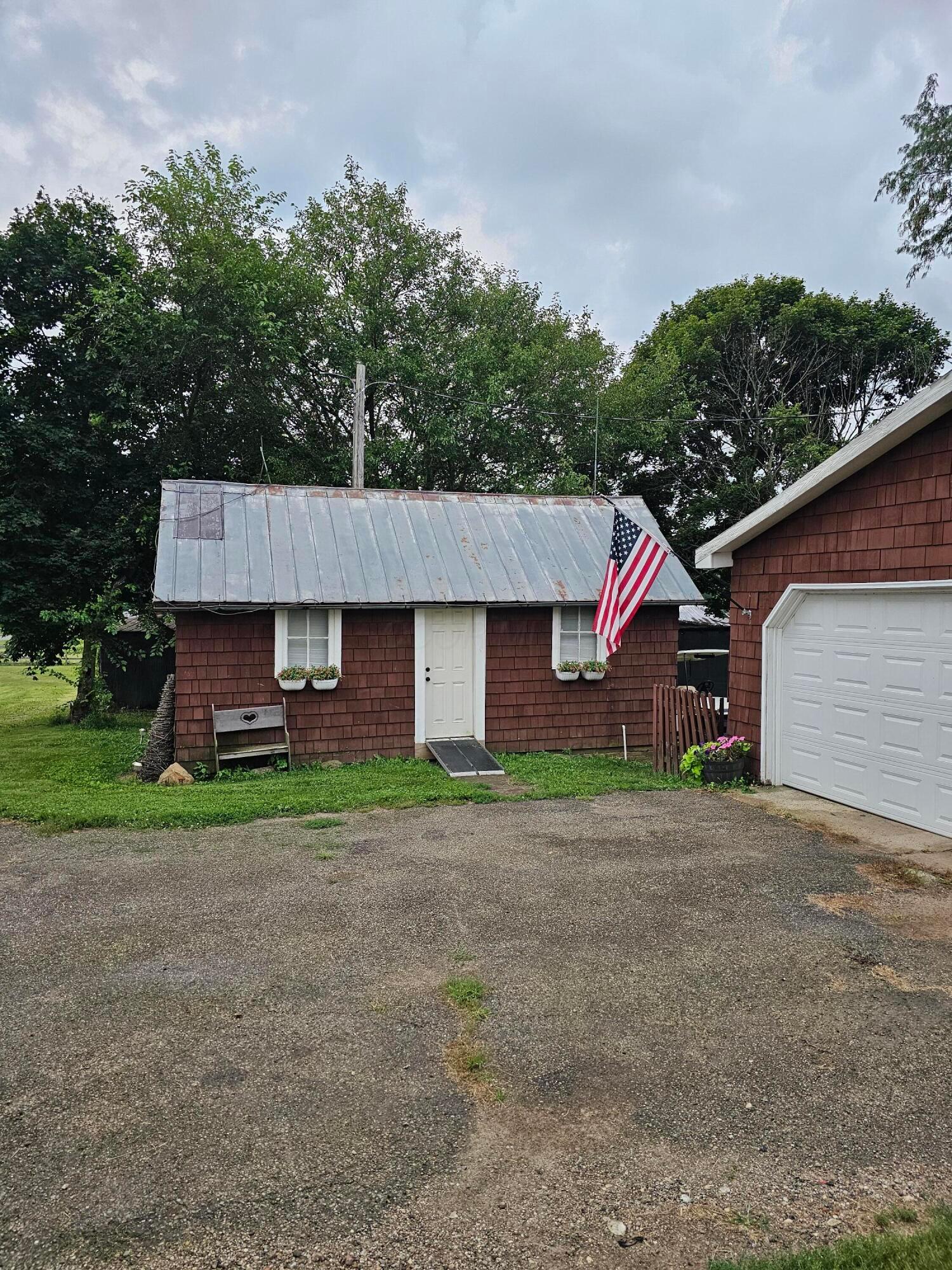 3977 Everett Road Property Photo 49