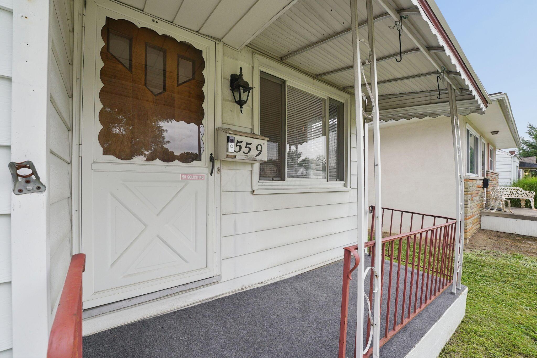 559 E Beechwold Boulevard Property Photo 6