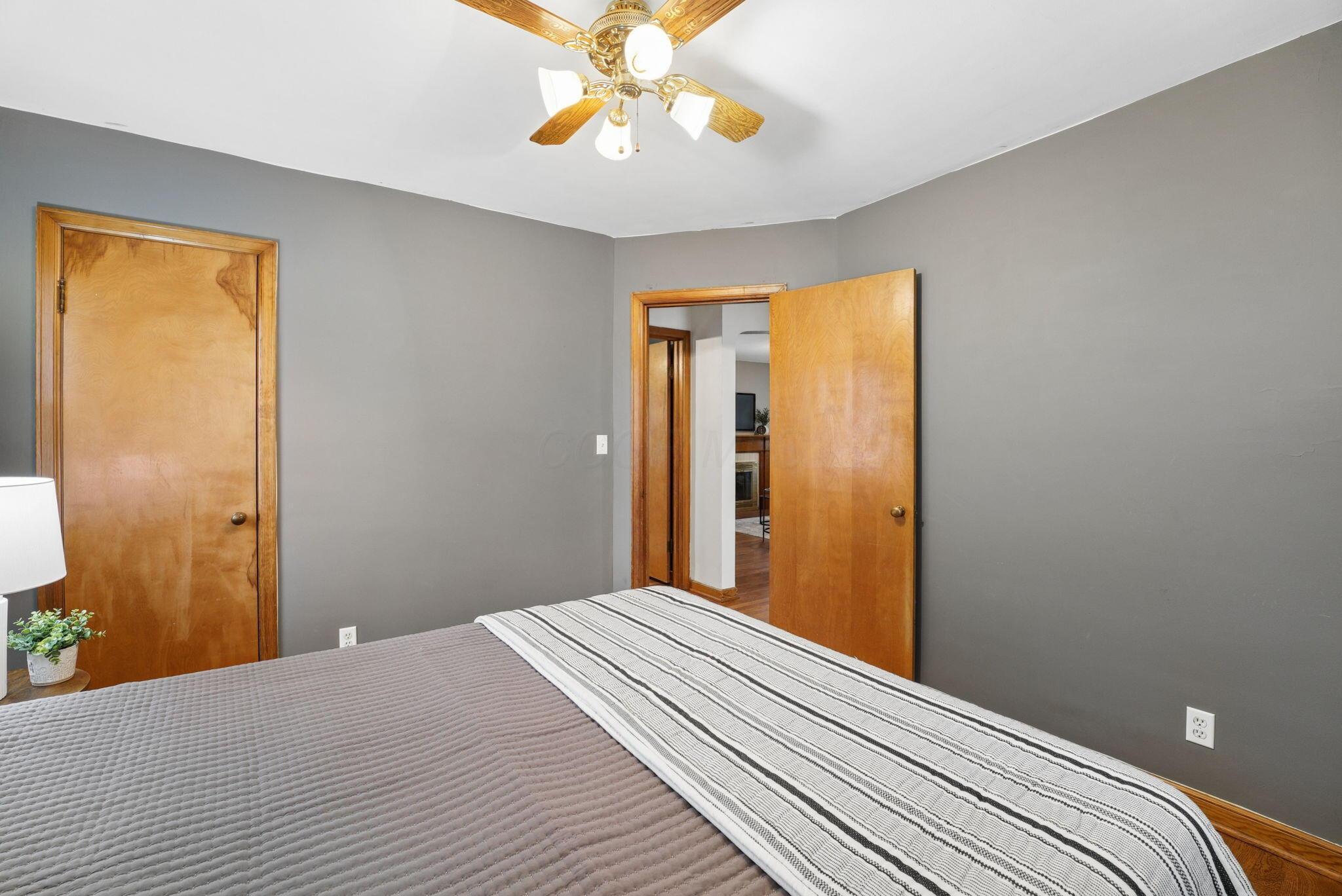 559 E Beechwold Boulevard Property Photo 17