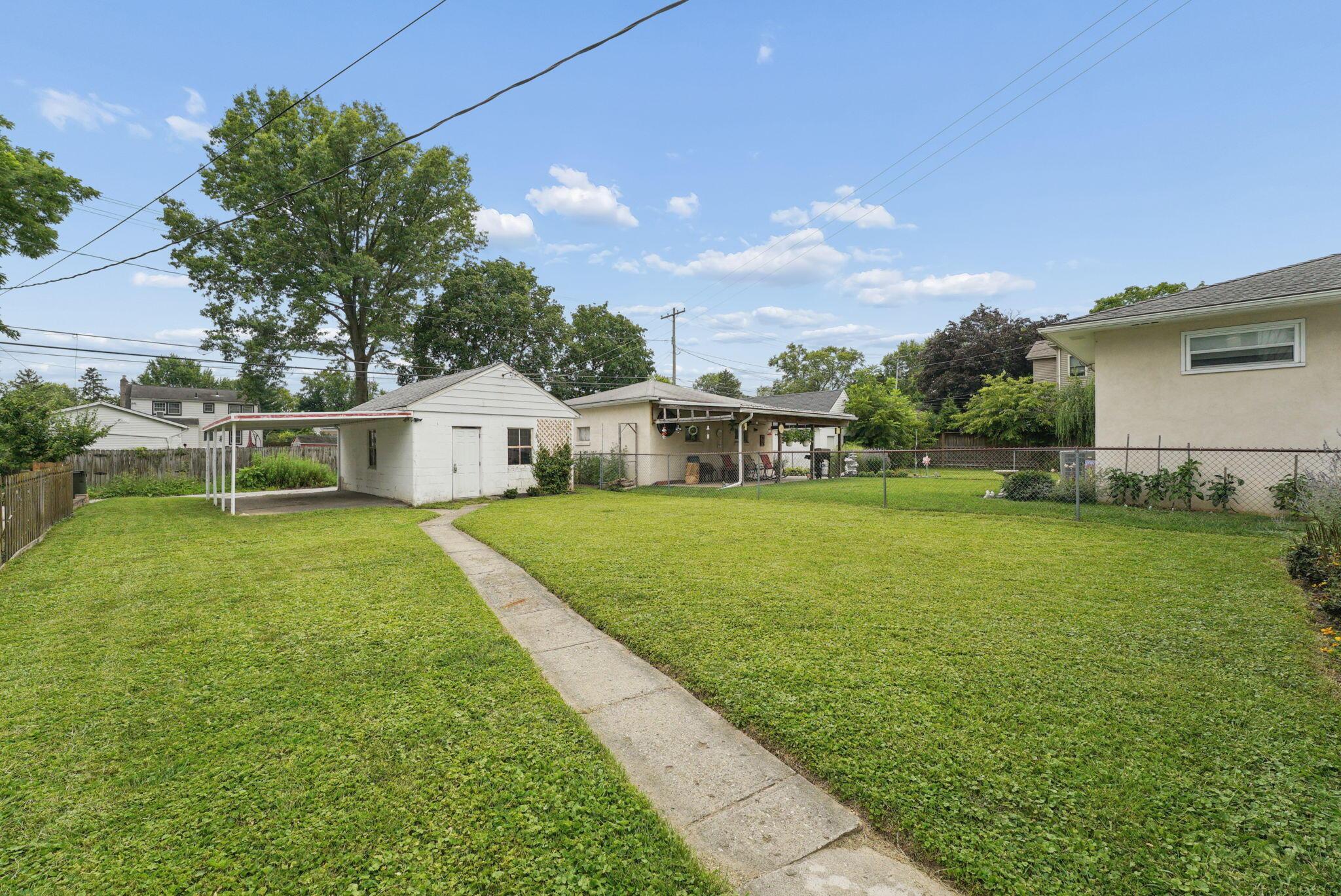 559 E Beechwold Boulevard Property Photo 30
