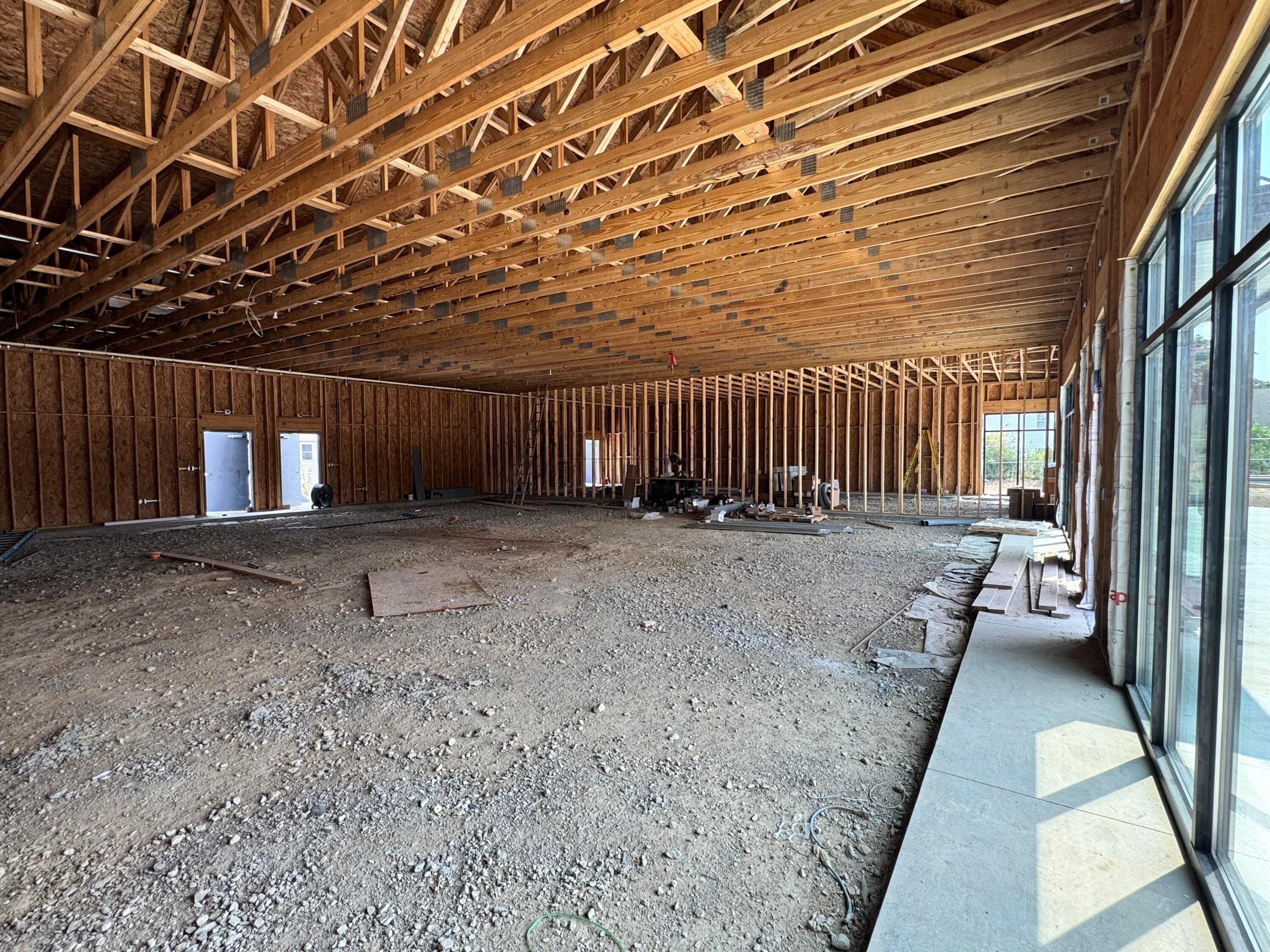 4662-4668 Hall Road Property Photo 10